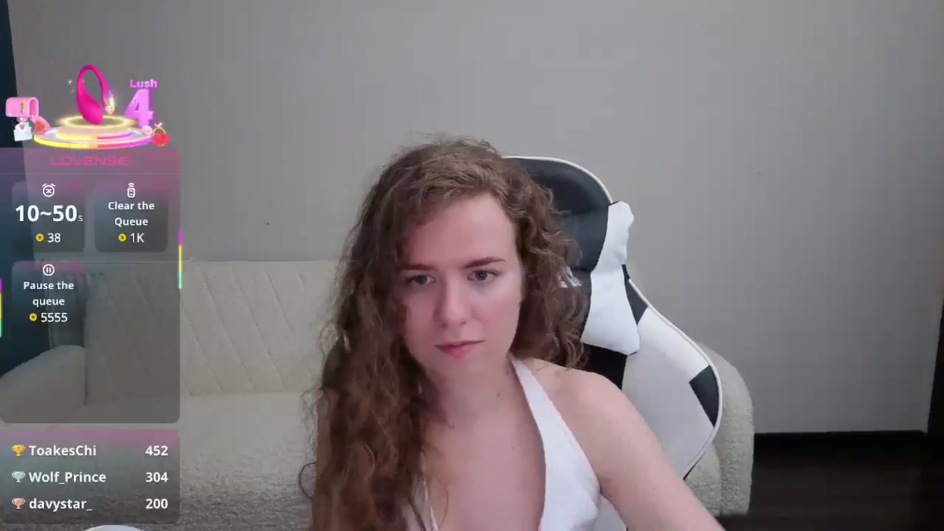 Gallery image thumbnail from BlueFlowerr's myfreecams stream on, 07/19/2025, 20:27 image 3 of 20