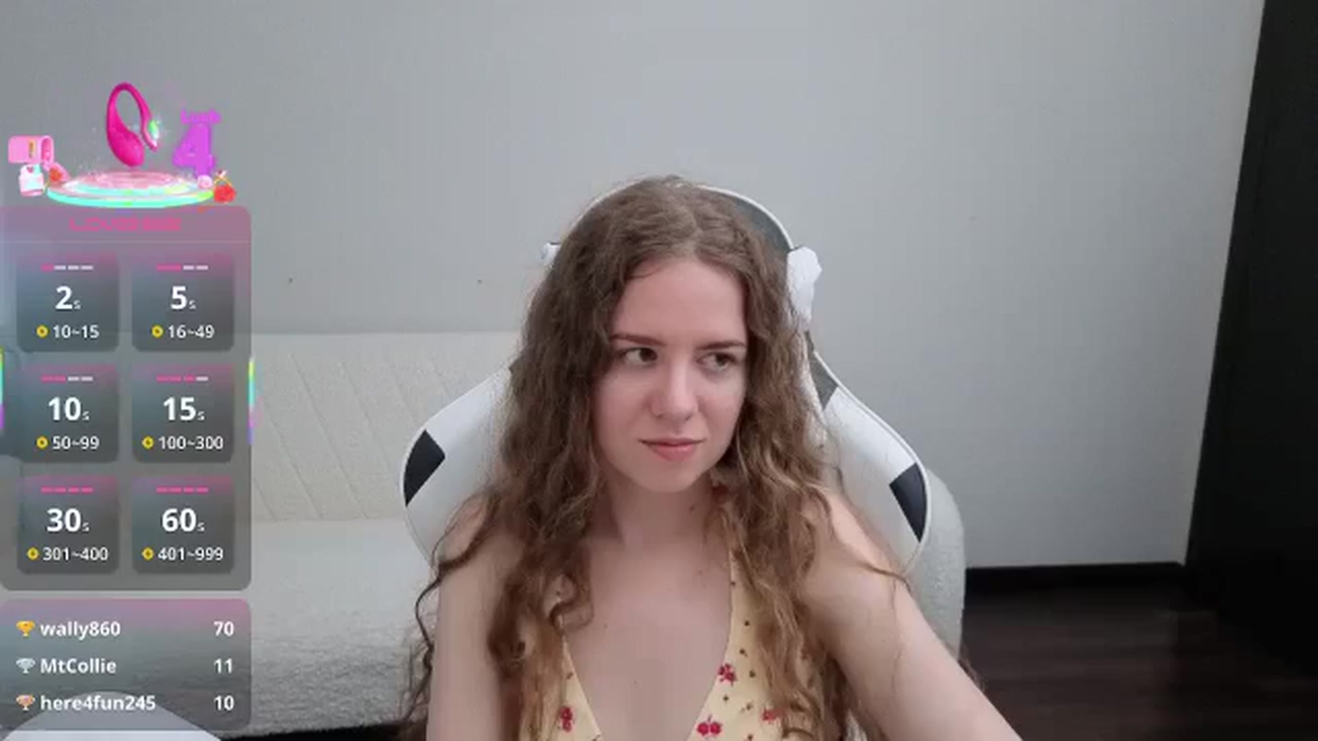 Gallery image thumbnail from BlueFlowerr's myfreecams stream on, 07/20/2025, 14:45 image 6 of 20