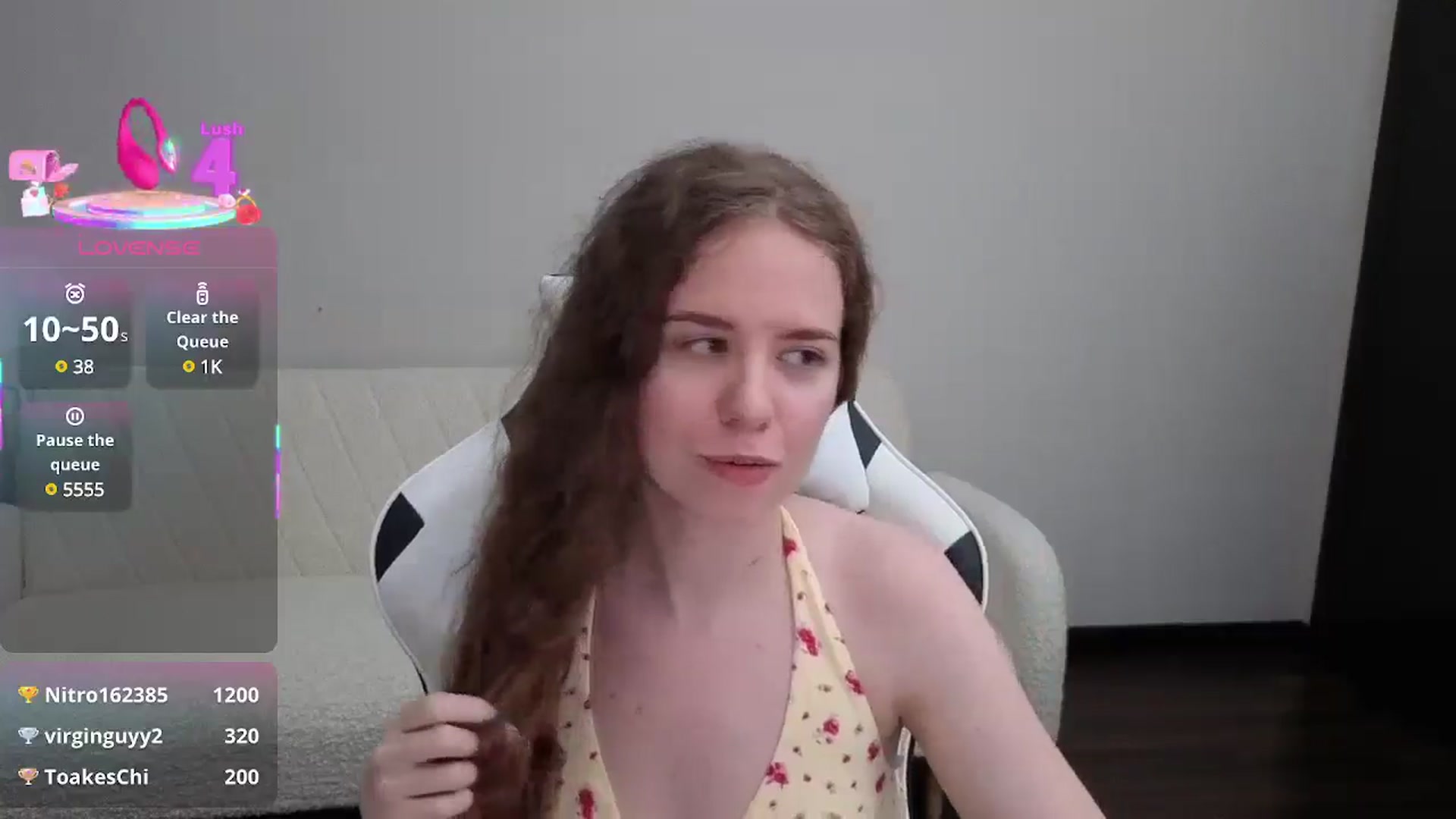 Gallery image thumbnail from BlueFlowerr's myfreecams stream on, 07/20/2025, 16:09 image 3 of 20
