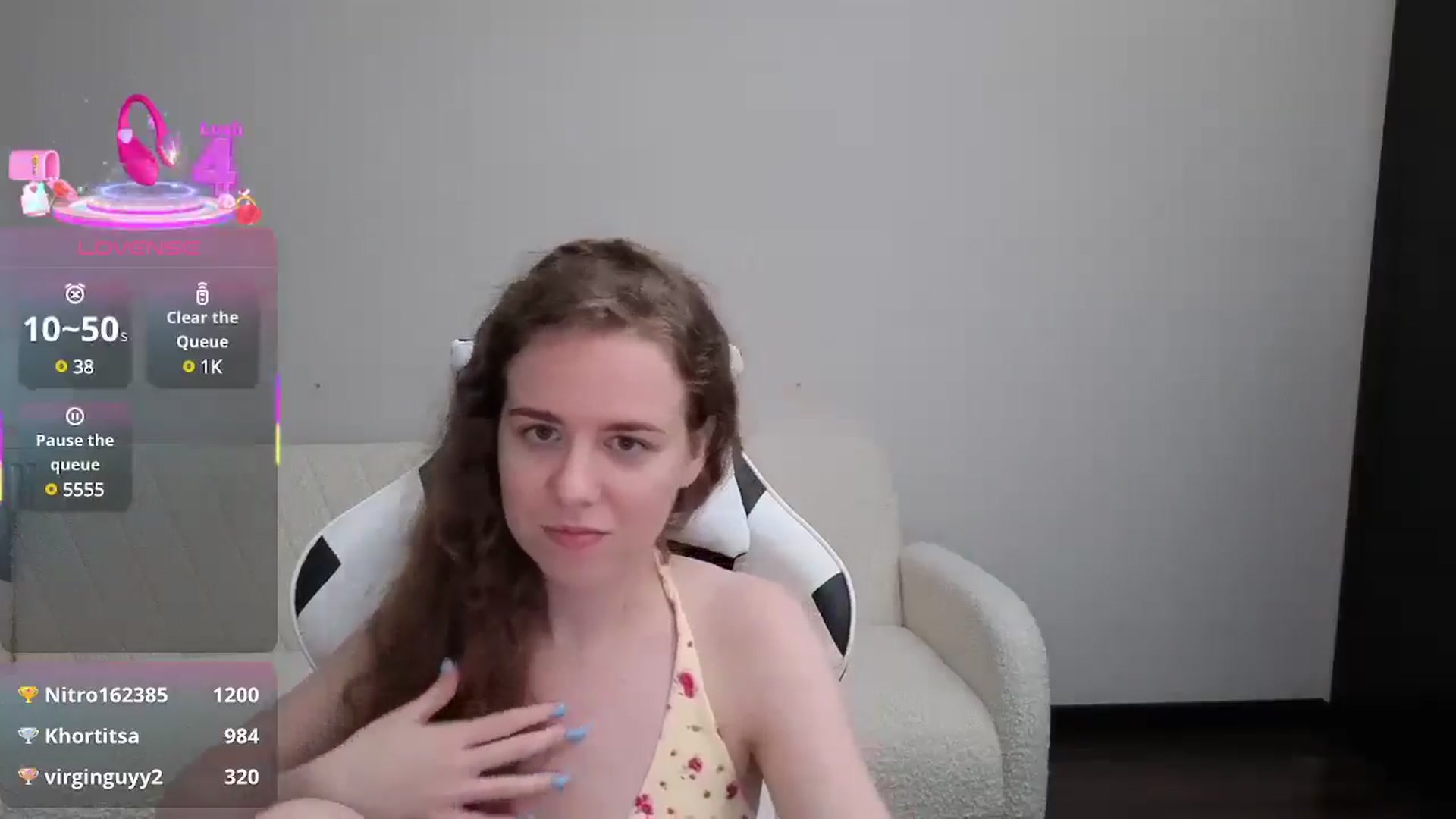Gallery image thumbnail from BlueFlowerr's myfreecams stream on, 07/20/2025, 18:29 image 2 of 20