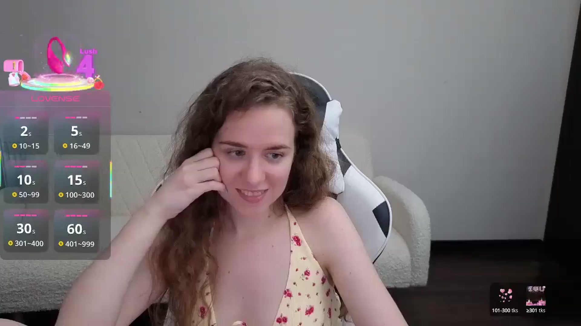 Gallery image thumbnail from BlueFlowerr's myfreecams stream on, 07/20/2025, 19:28 image 4 of 20