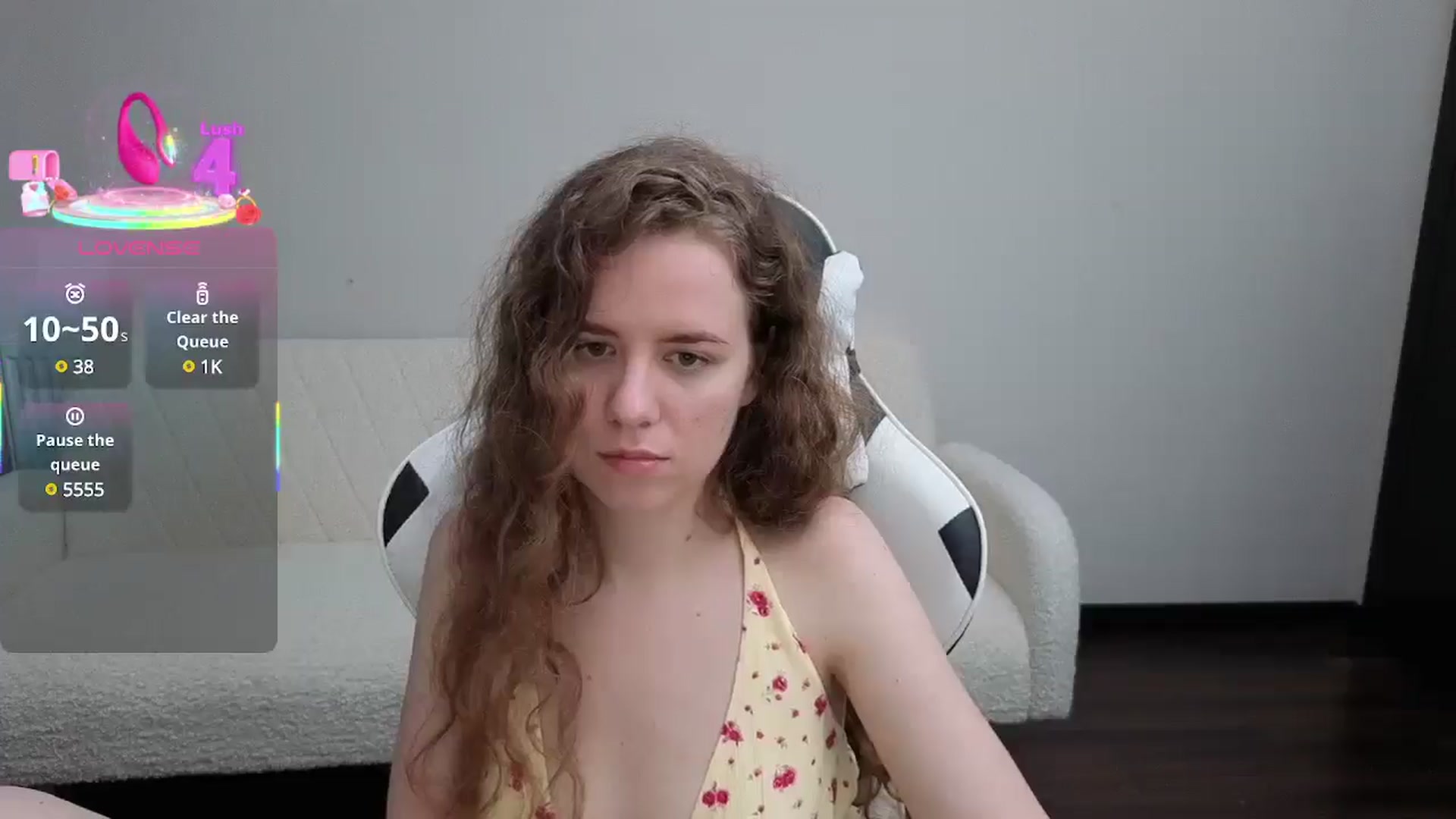 Gallery image thumbnail from BlueFlowerr's myfreecams stream on, 07/20/2025, 19:28 image 3 of 20