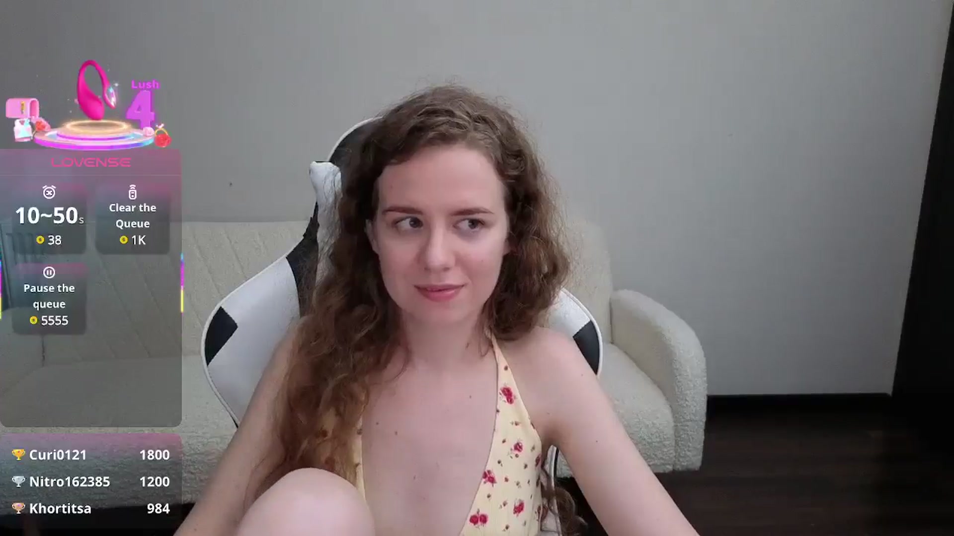 Gallery image thumbnail from BlueFlowerr's myfreecams stream on, 07/20/2025, 19:28 image 7 of 20