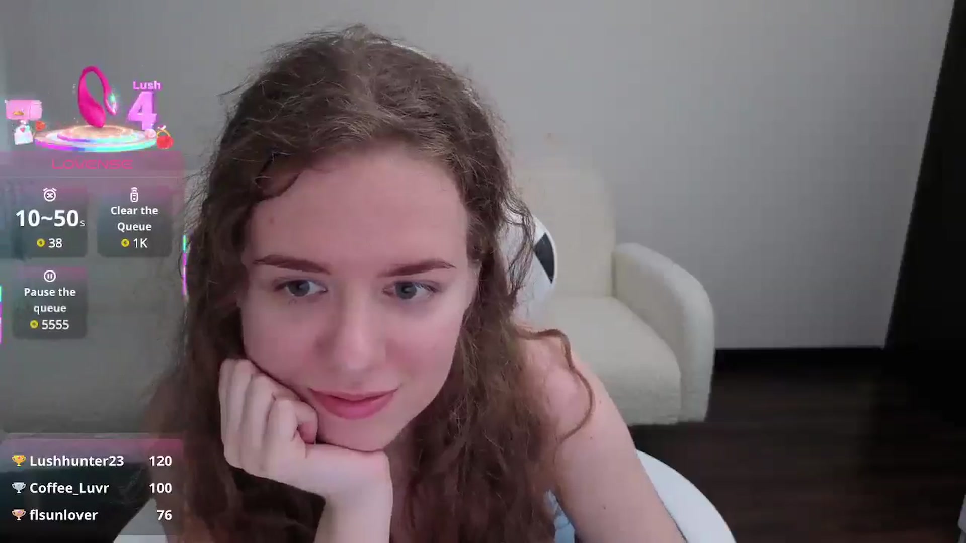 Gallery image thumbnail from BlueFlowerr's myfreecams stream on, 07/21/2025, 14:10 image 16 of 20