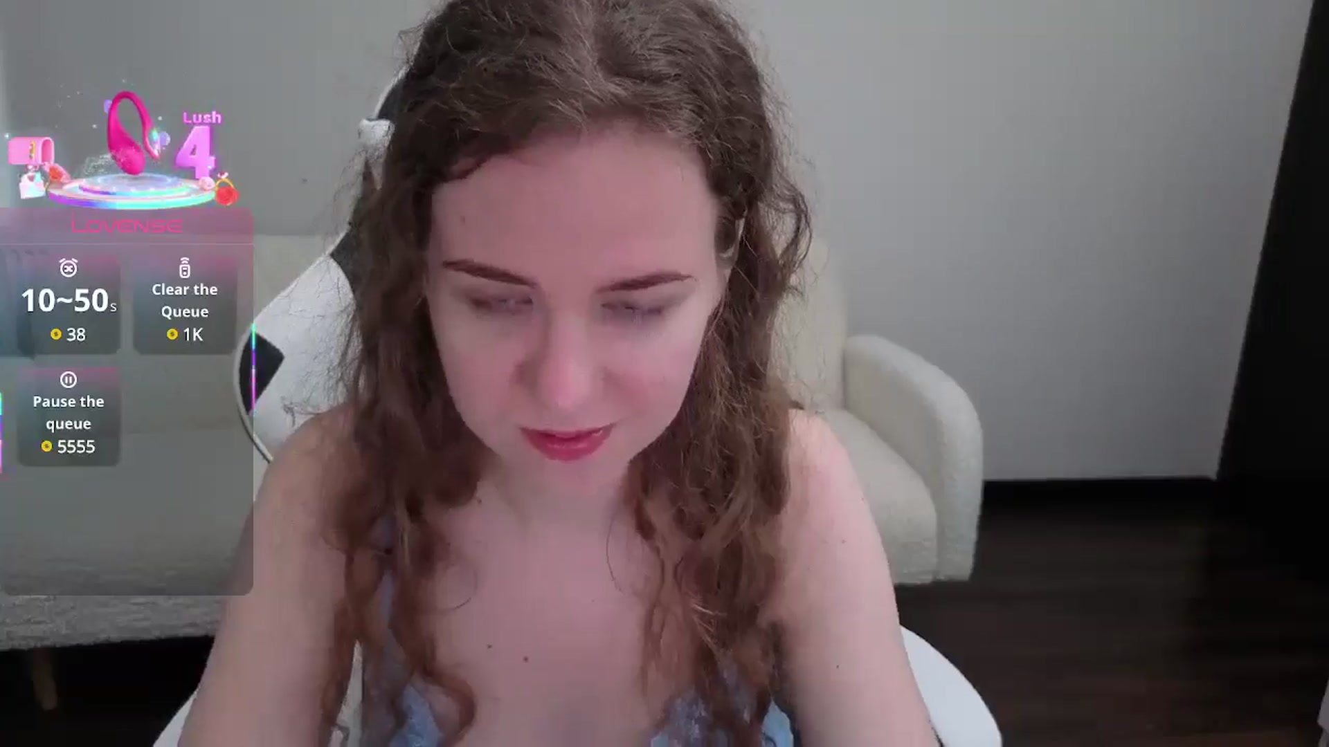Gallery image thumbnail from BlueFlowerr's myfreecams stream on, 07/21/2025, 14:10 image 4 of 20