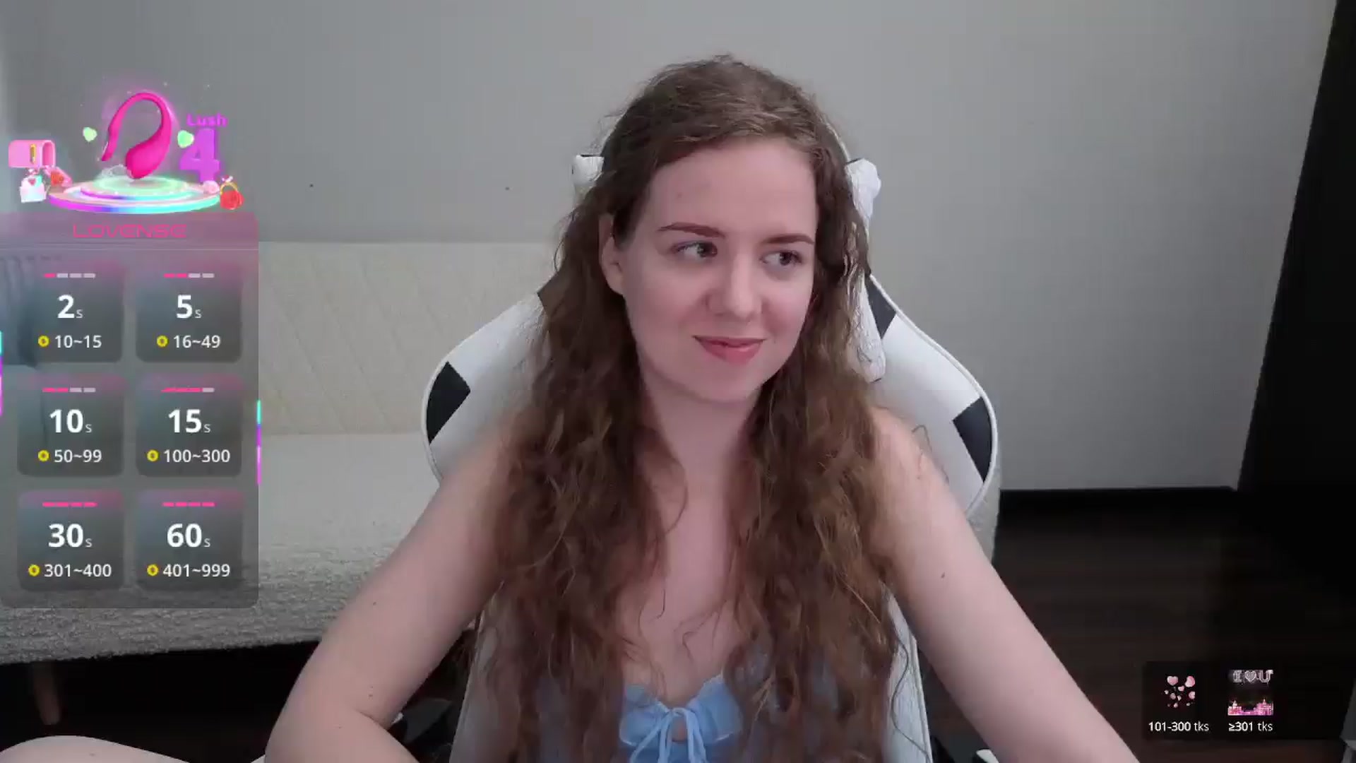 Gallery image thumbnail from BlueFlowerr's myfreecams stream on, 07/21/2025, 17:31 image 1 of 20