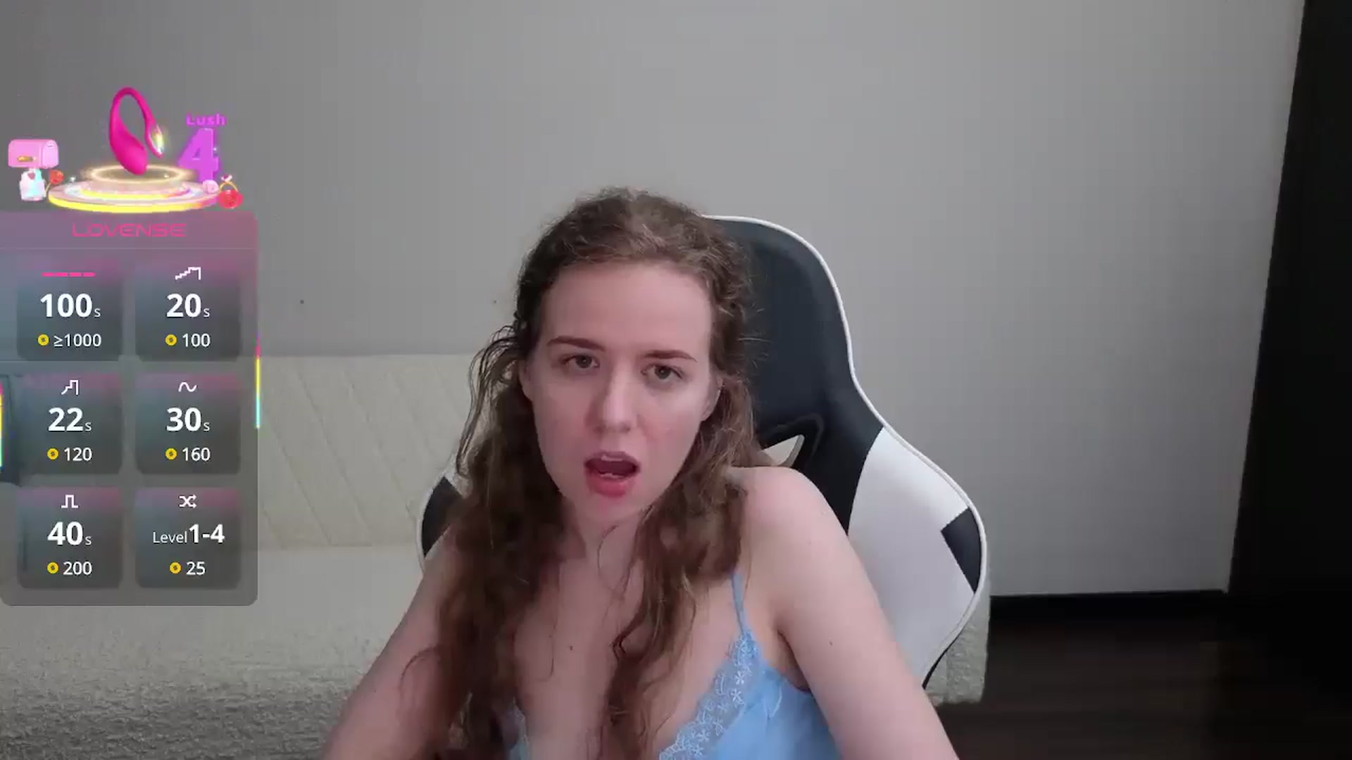 Gallery image thumbnail from BlueFlowerr's myfreecams stream on, 07/21/2025, 20:27 image 17 of 20