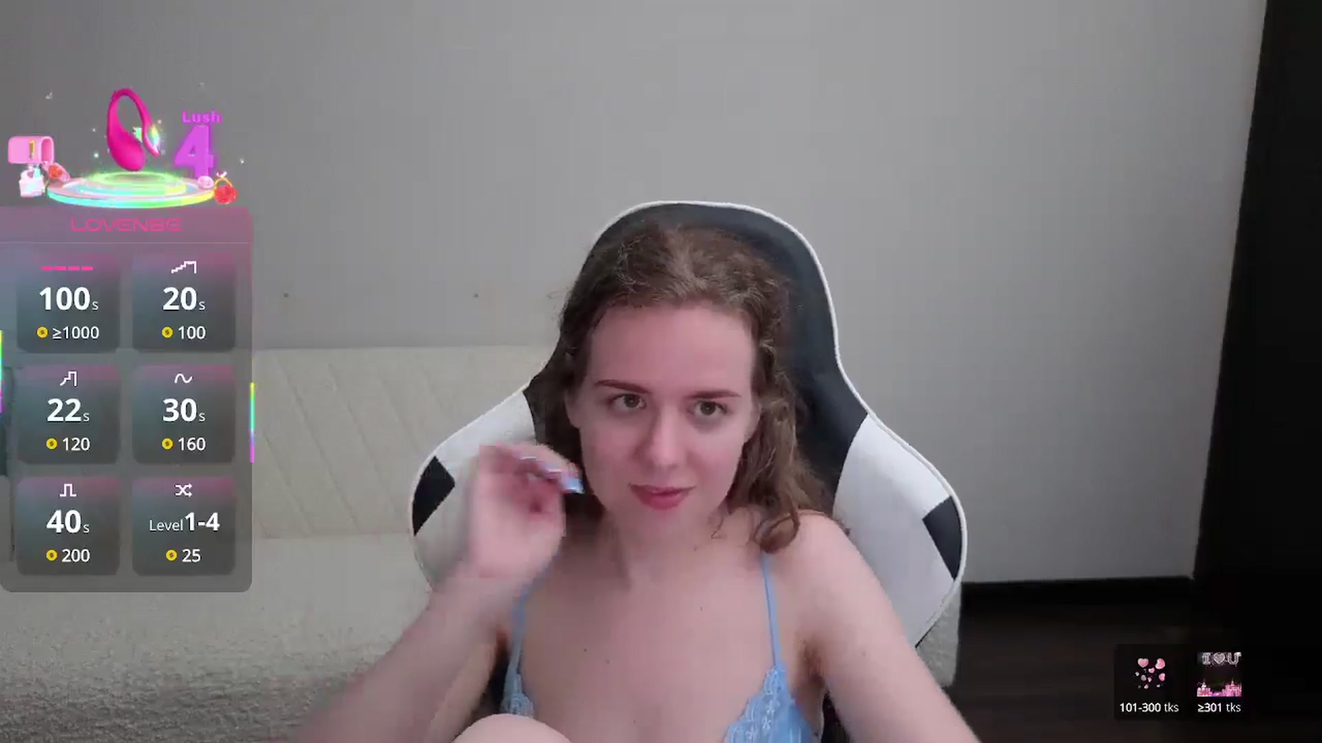 Gallery image thumbnail from BlueFlowerr's myfreecams stream on, 07/21/2025, 20:27 image 6 of 20