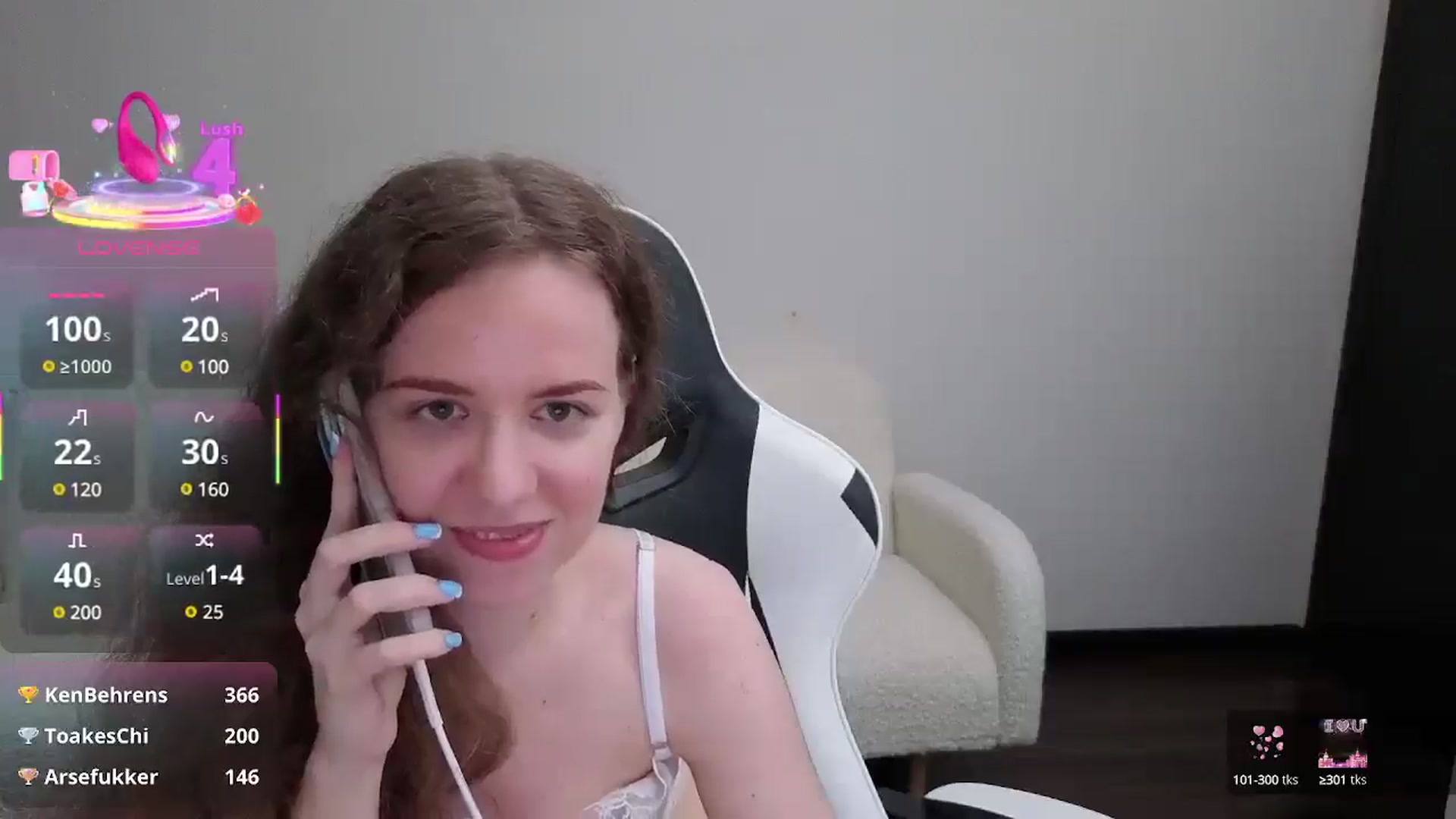 Gallery image thumbnail from BlueFlowerr's myfreecams stream on, 07/22/2025, 18:38 image 8 of 20