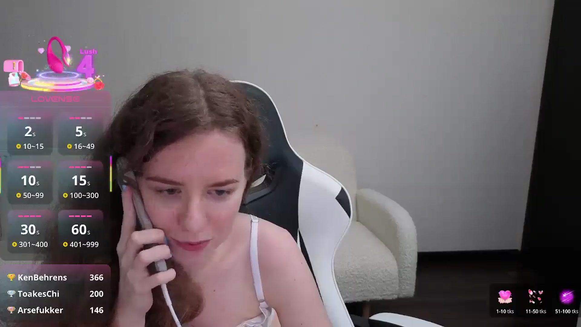 Gallery image thumbnail from BlueFlowerr's myfreecams stream on, 07/22/2025, 18:38 image 7 of 20