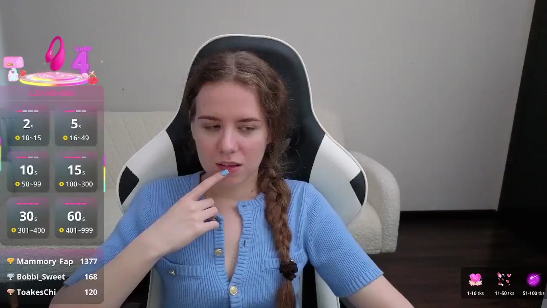 Gallery image thumbnail from BlueFlowerr's myfreecams stream on, 07/23/2025, 15:01 image 17 of 20