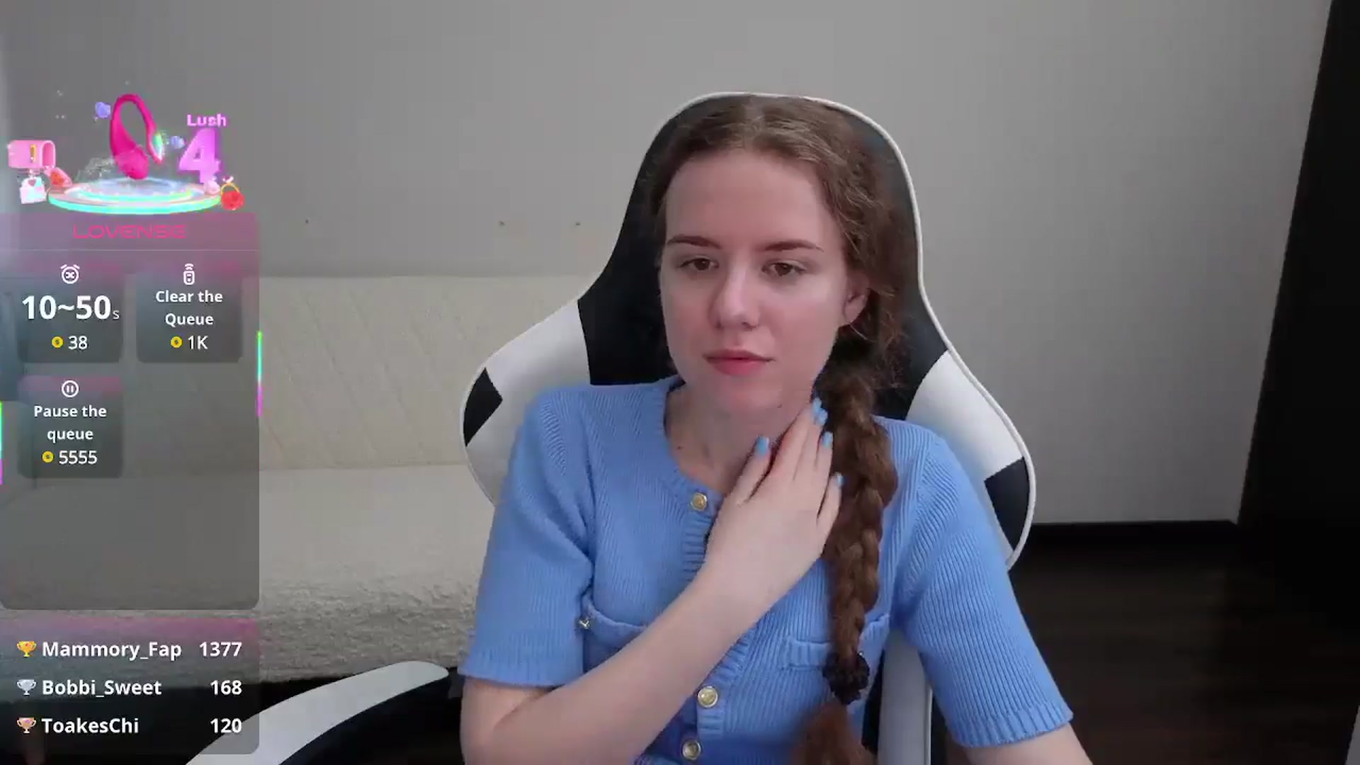 Gallery image thumbnail from BlueFlowerr's myfreecams stream on, 07/23/2025, 15:01 image 15 of 20