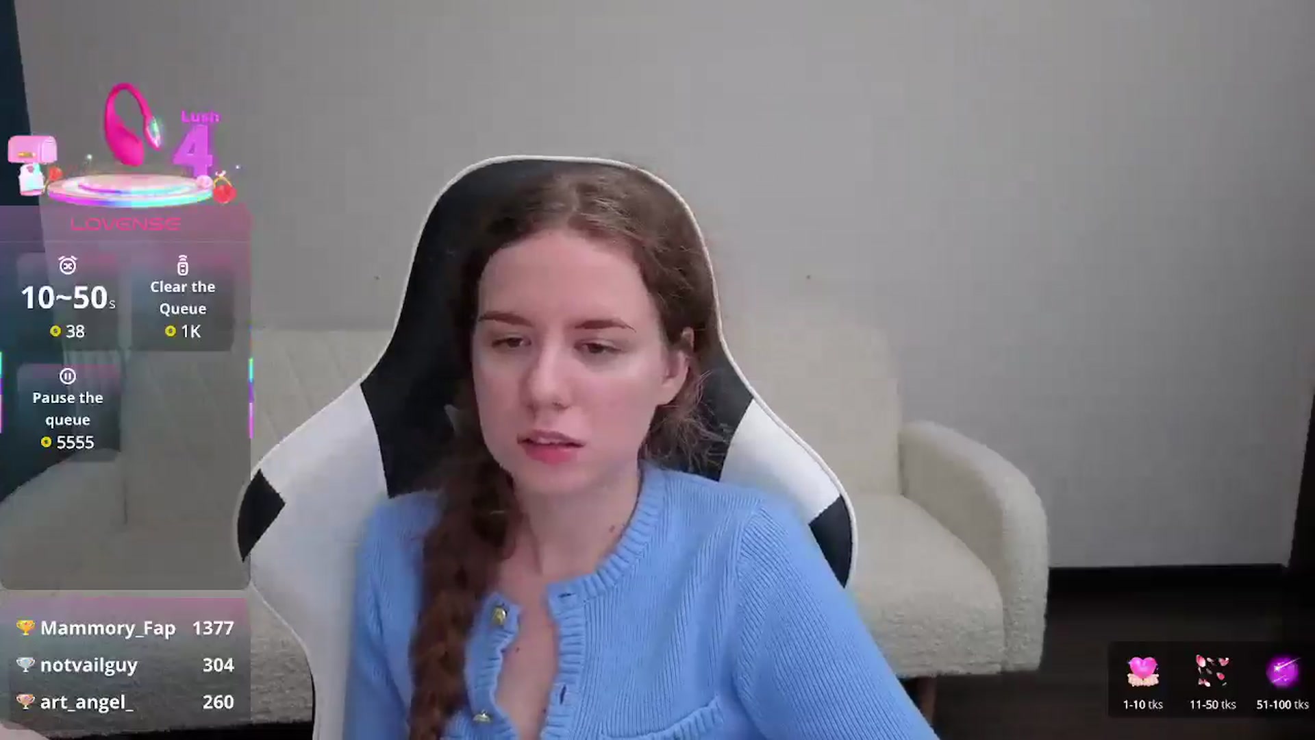 Gallery image thumbnail from BlueFlowerr's myfreecams stream on, 07/23/2025, 19:13 image 18 of 20