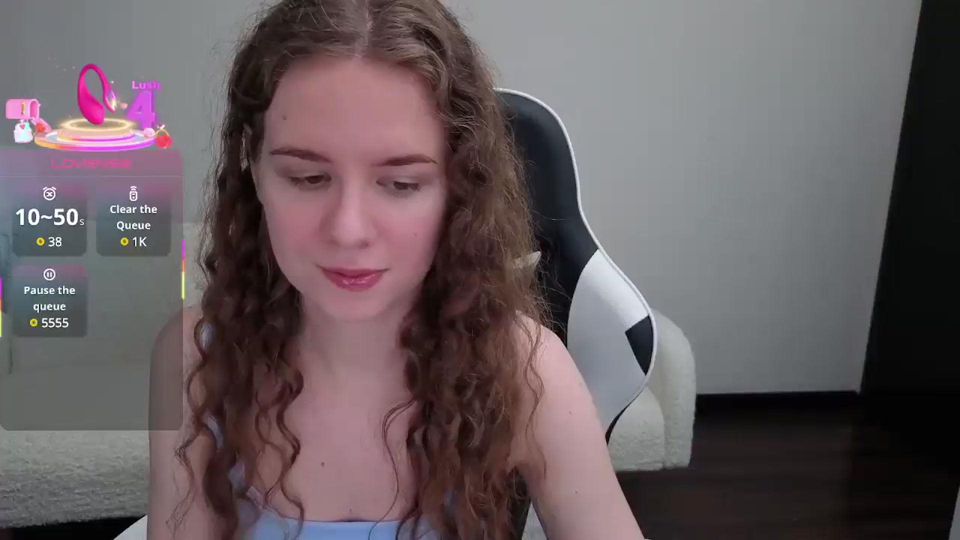 Gallery image thumbnail from BlueFlowerr's myfreecams stream on, 07/27/2025, 15:10 image 1 of 20