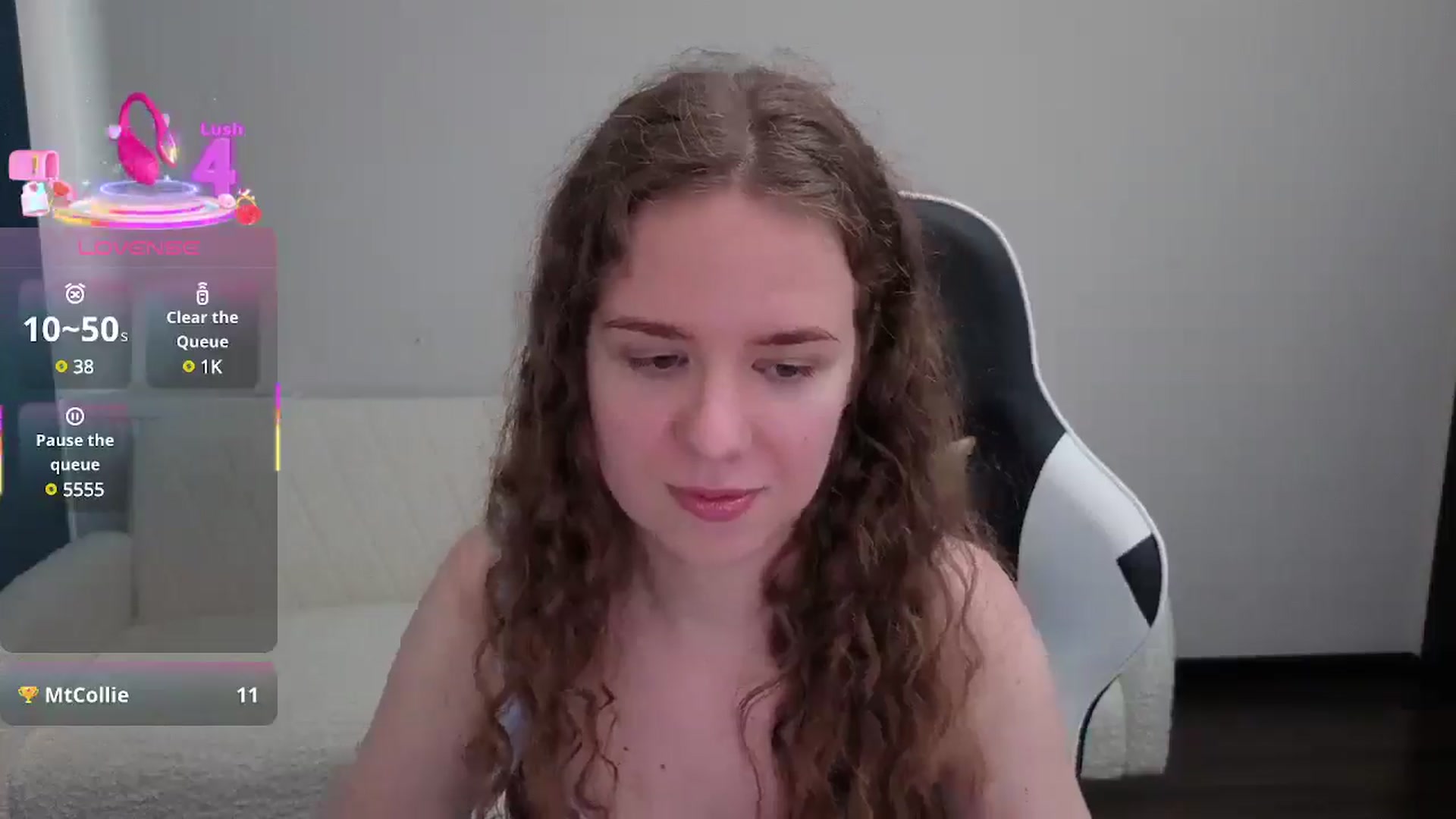 Gallery image thumbnail from BlueFlowerr's myfreecams stream on, 07/27/2025, 15:10 image 3 of 20