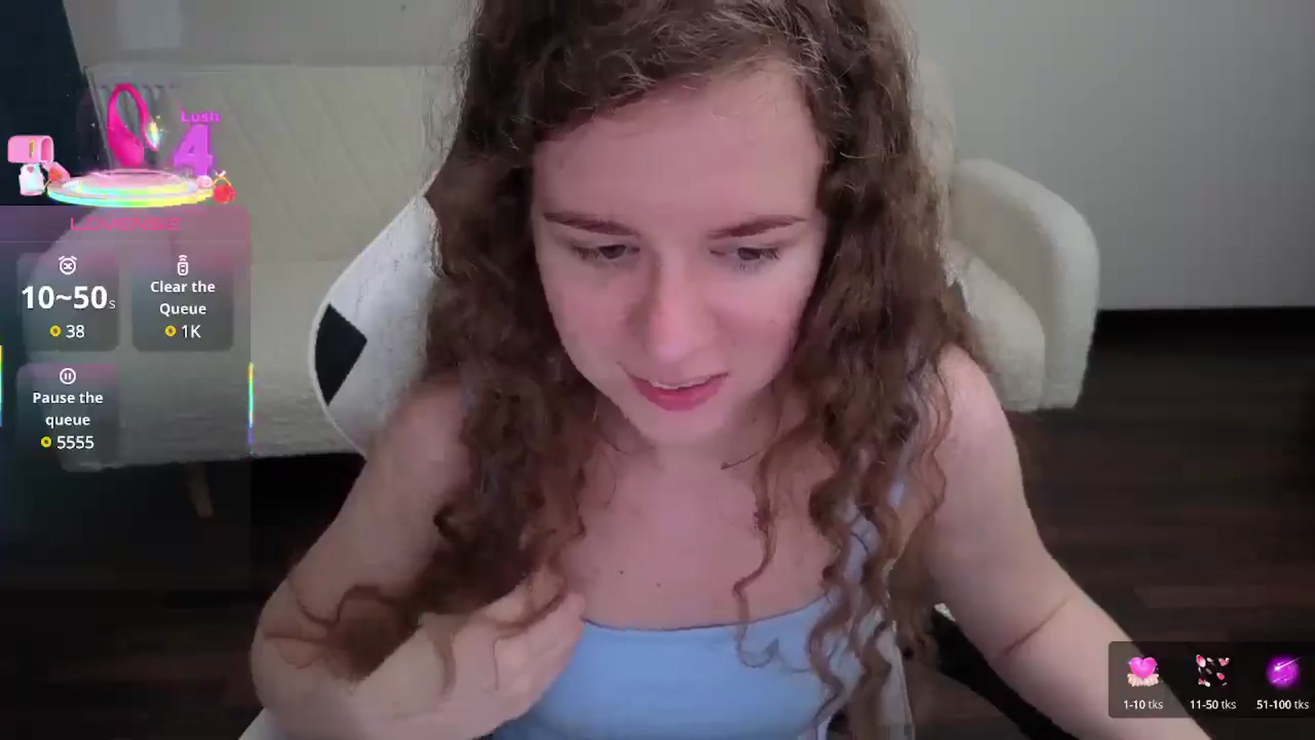 Gallery image thumbnail from BlueFlowerr's myfreecams stream on, 07/27/2025, 19:11 image 18 of 20