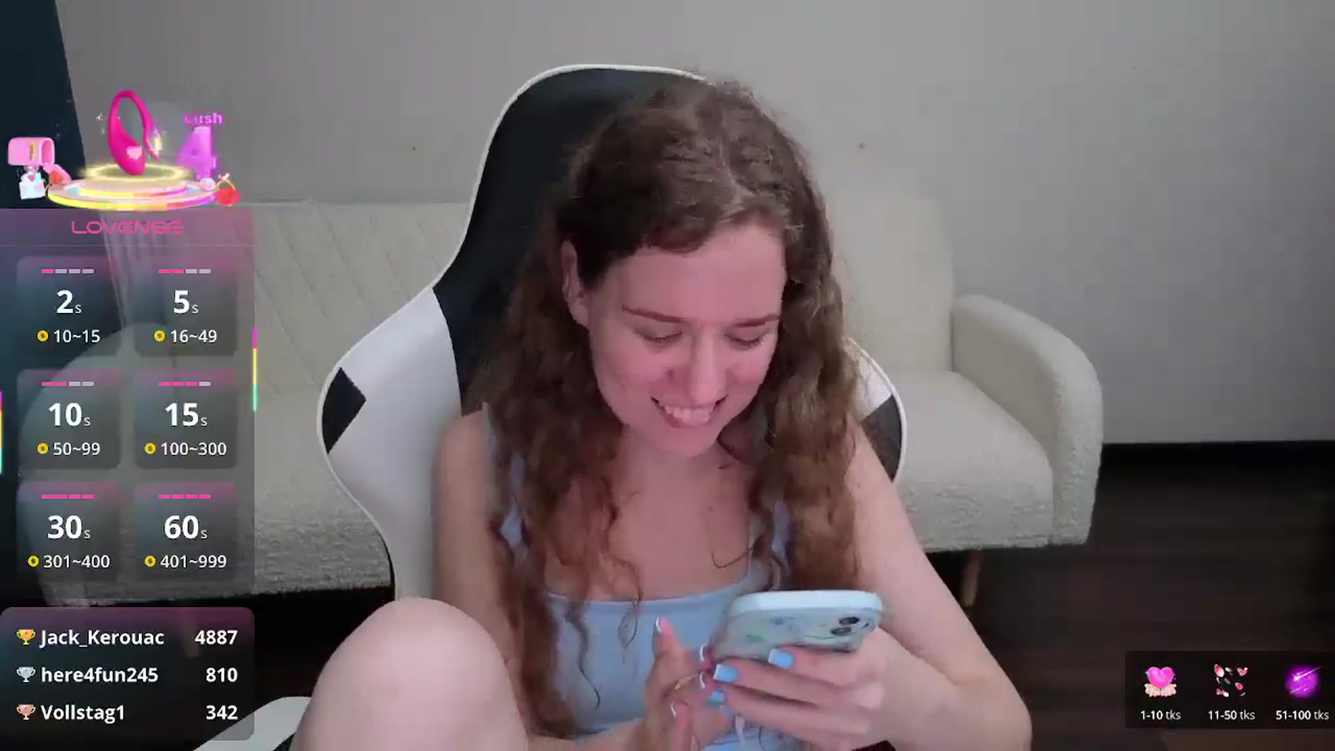 Gallery image thumbnail from BlueFlowerr's myfreecams stream on, 07/27/2025, 21:15 image 6 of 20