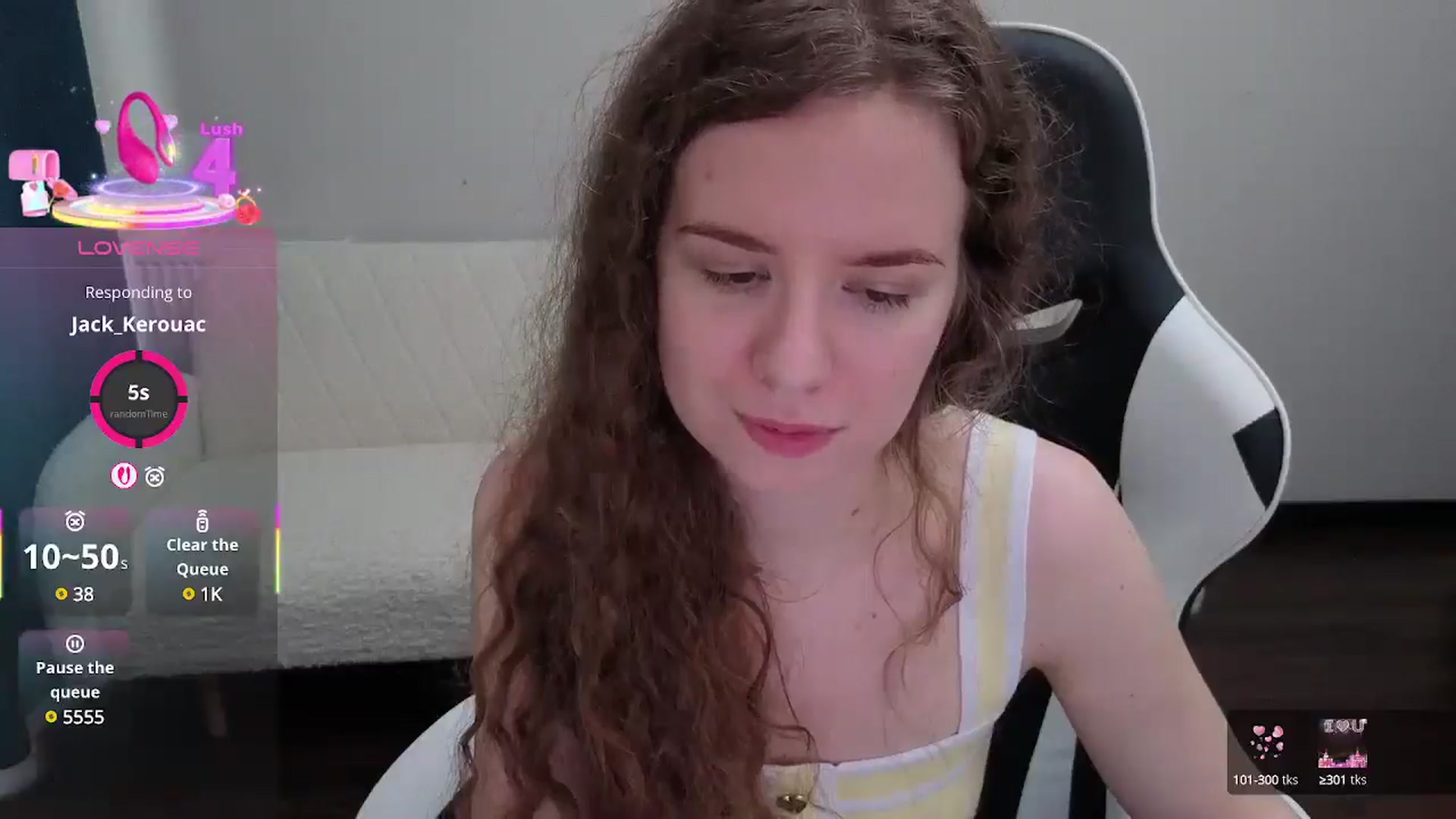 Gallery image thumbnail from BlueFlowerr's myfreecams stream on, 07/28/2025, 15:29 image 11 of 20