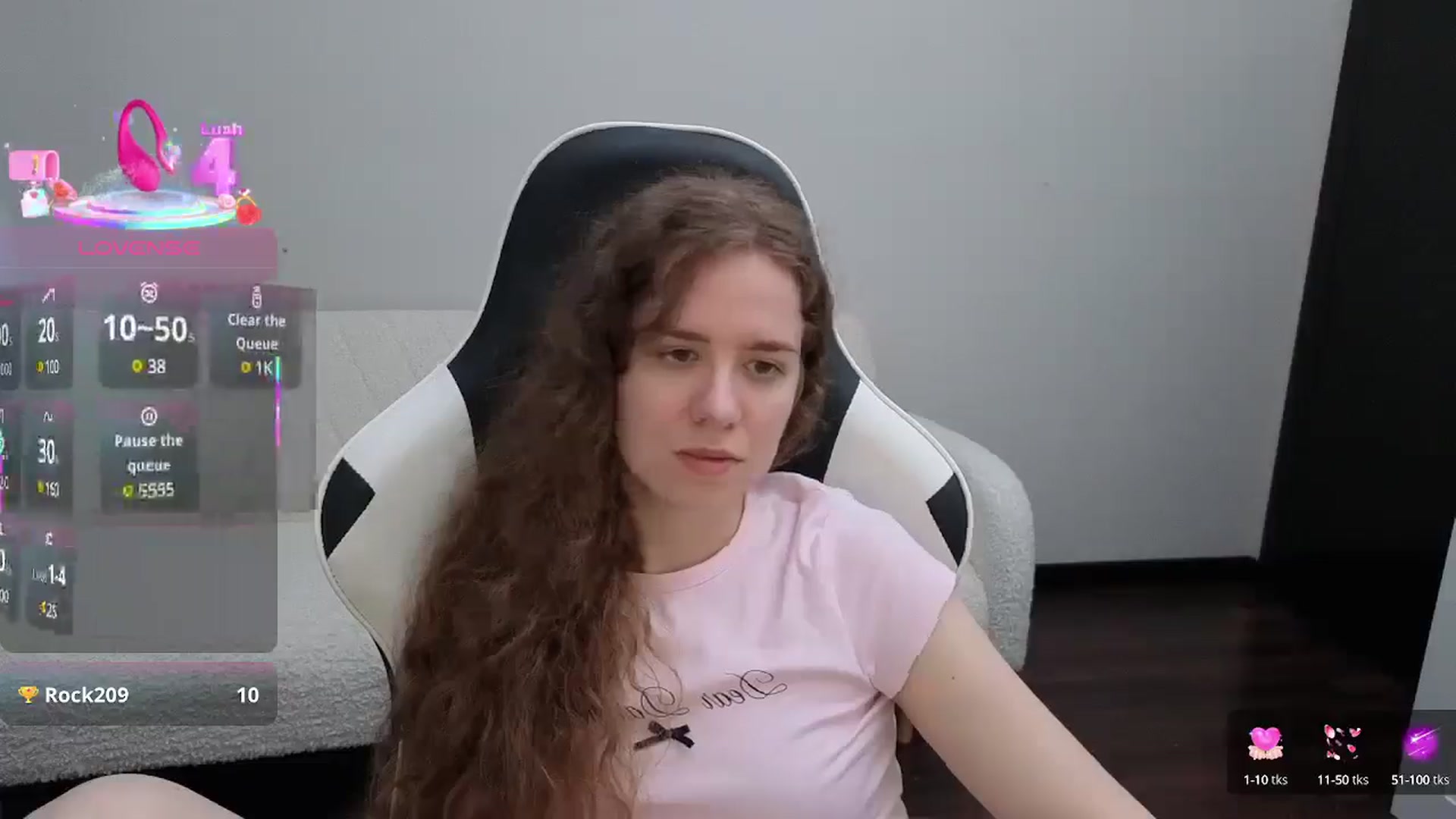 Gallery image thumbnail from BlueFlowerr's myfreecams stream on, 07/30/2025, 14:12 image 13 of 20