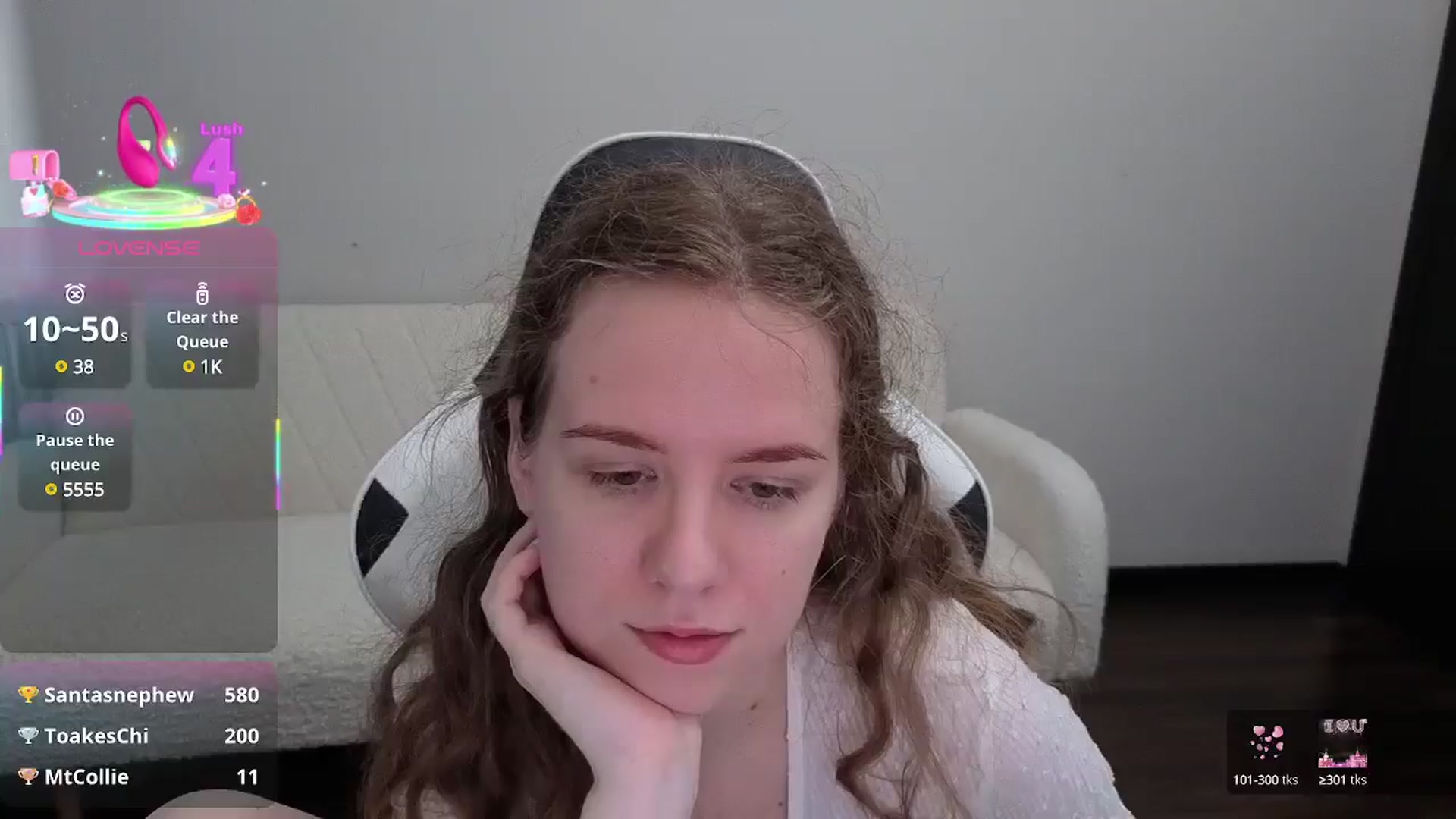 Gallery image thumbnail from BlueFlowerr's myfreecams stream on, 07/31/2025, 16:03 image 6 of 20