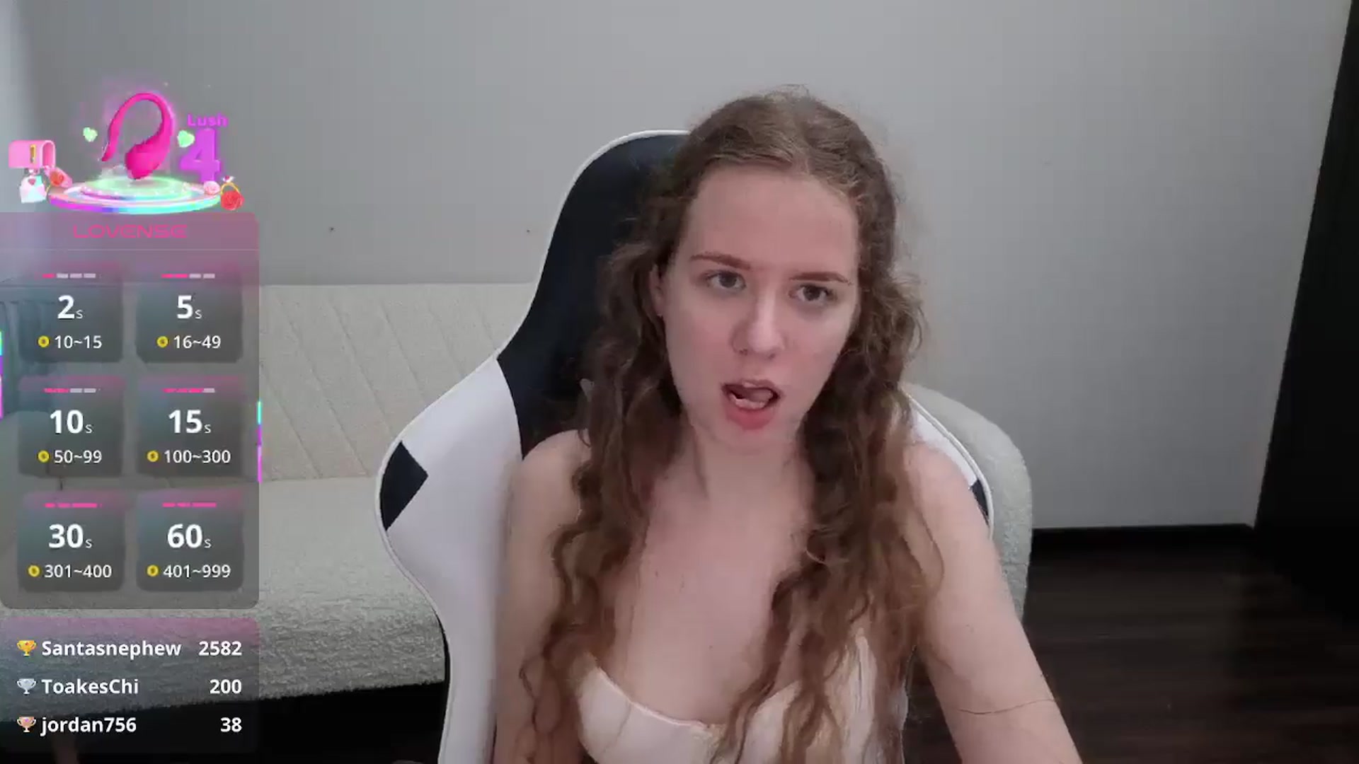 Gallery image thumbnail from BlueFlowerr's myfreecams stream on, 07/31/2025, 16:03 image 15 of 20