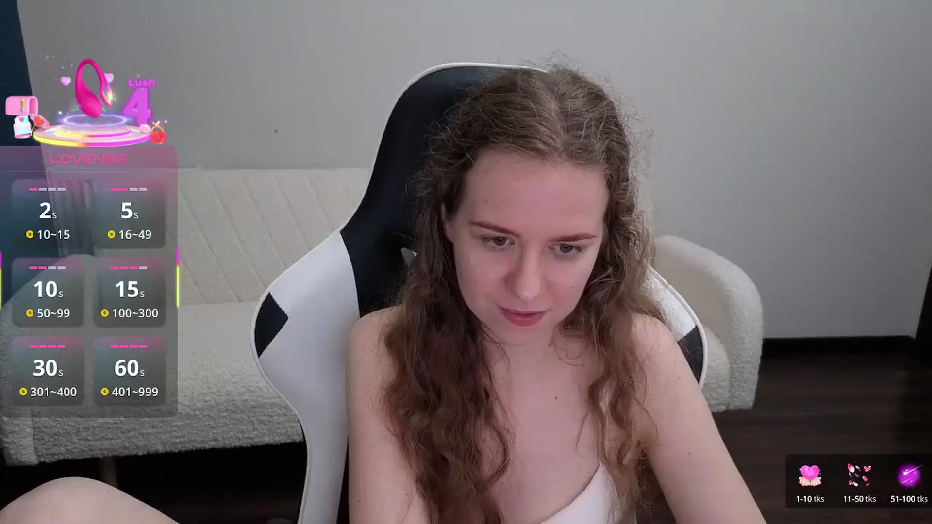 Gallery image thumbnail from BlueFlowerr's myfreecams stream on, 07/31/2025, 21:54 image 8 of 20