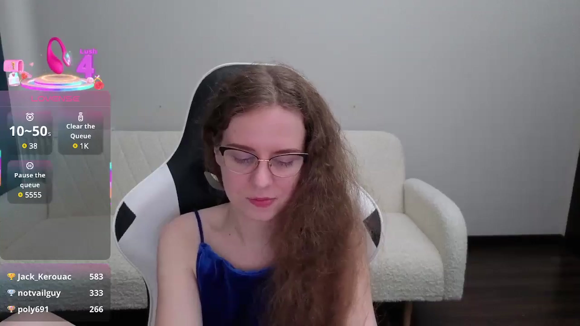 Gallery image thumbnail from BlueFlowerr's myfreecams stream on, 08/01/2025, 16:20 image 17 of 20