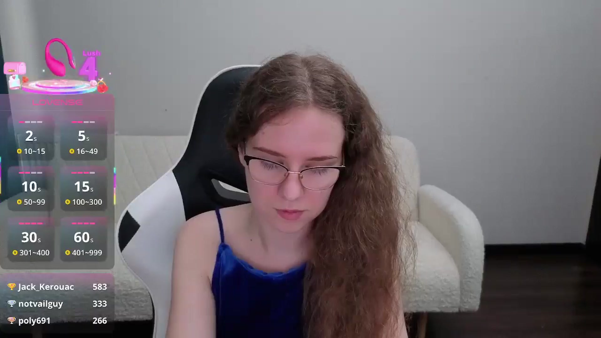 Gallery image thumbnail from BlueFlowerr's myfreecams stream on, 08/01/2025, 16:20 image 15 of 20