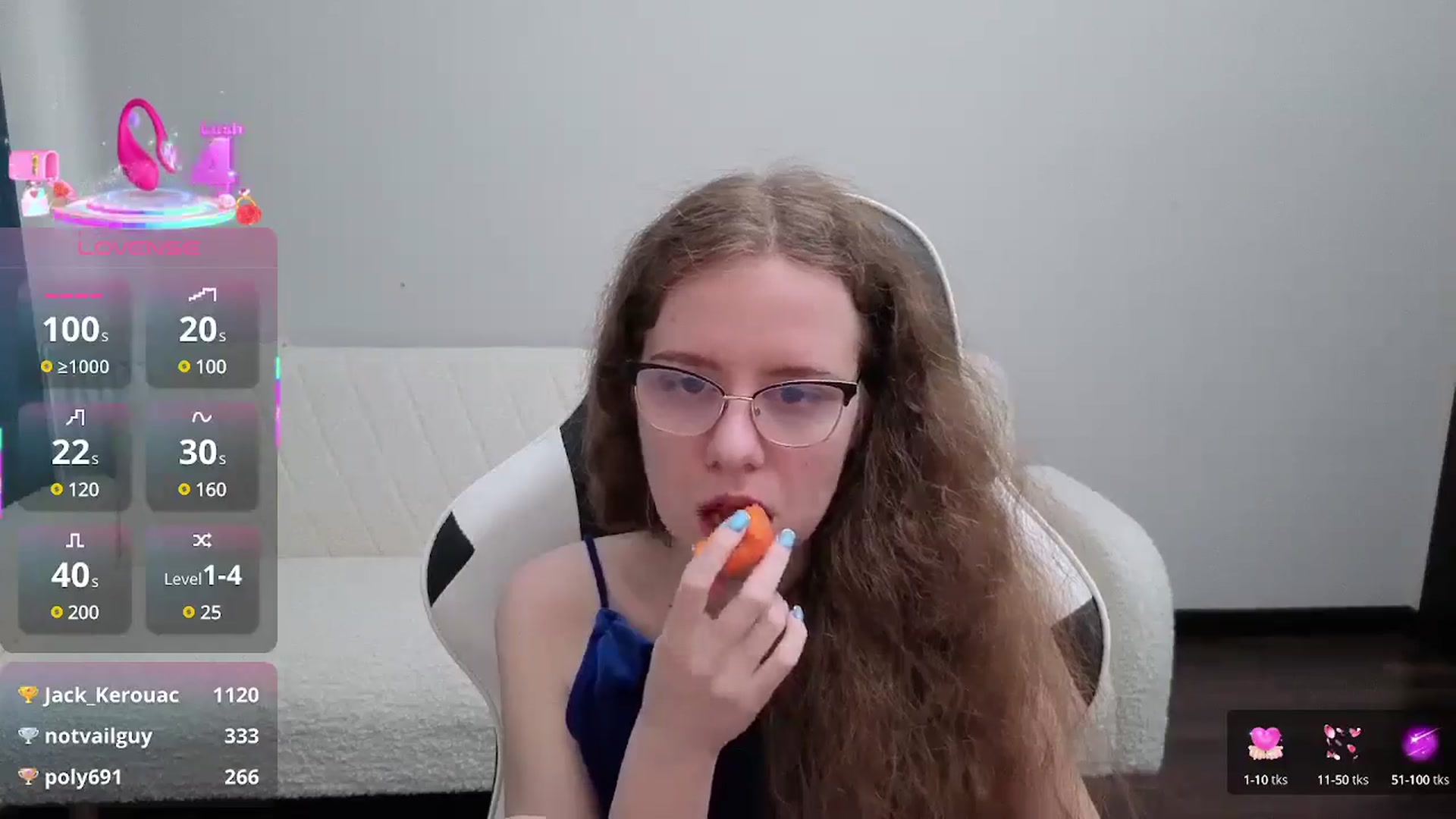 Gallery image thumbnail from BlueFlowerr's myfreecams stream on, 08/01/2025, 16:35 image 6 of 20