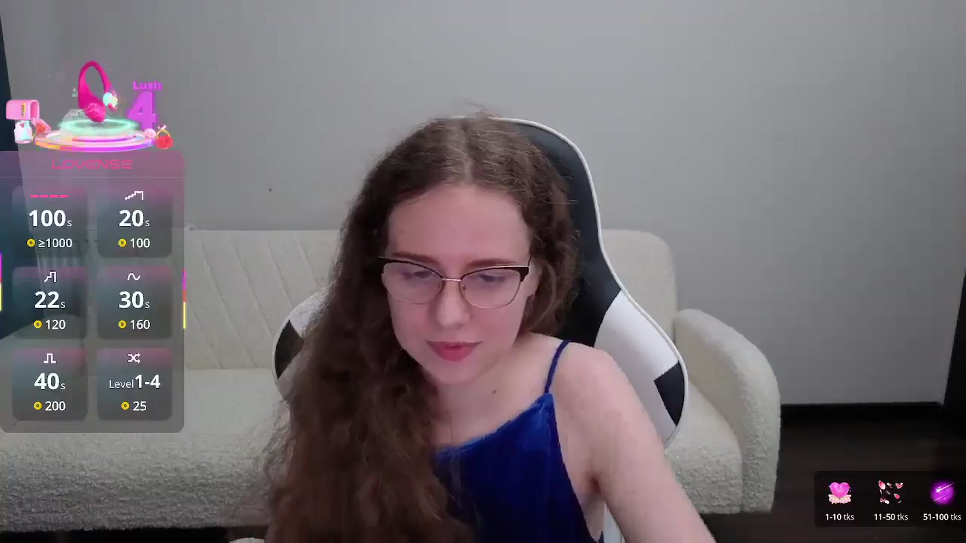 Gallery image thumbnail from BlueFlowerr's myfreecams stream on, 08/01/2025, 18:20 image 19 of 20