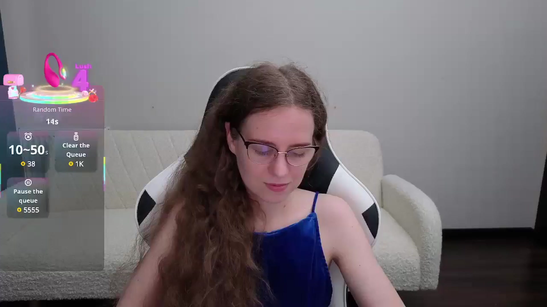 Gallery image thumbnail from BlueFlowerr's myfreecams stream on, 08/01/2025, 18:20 image 18 of 20