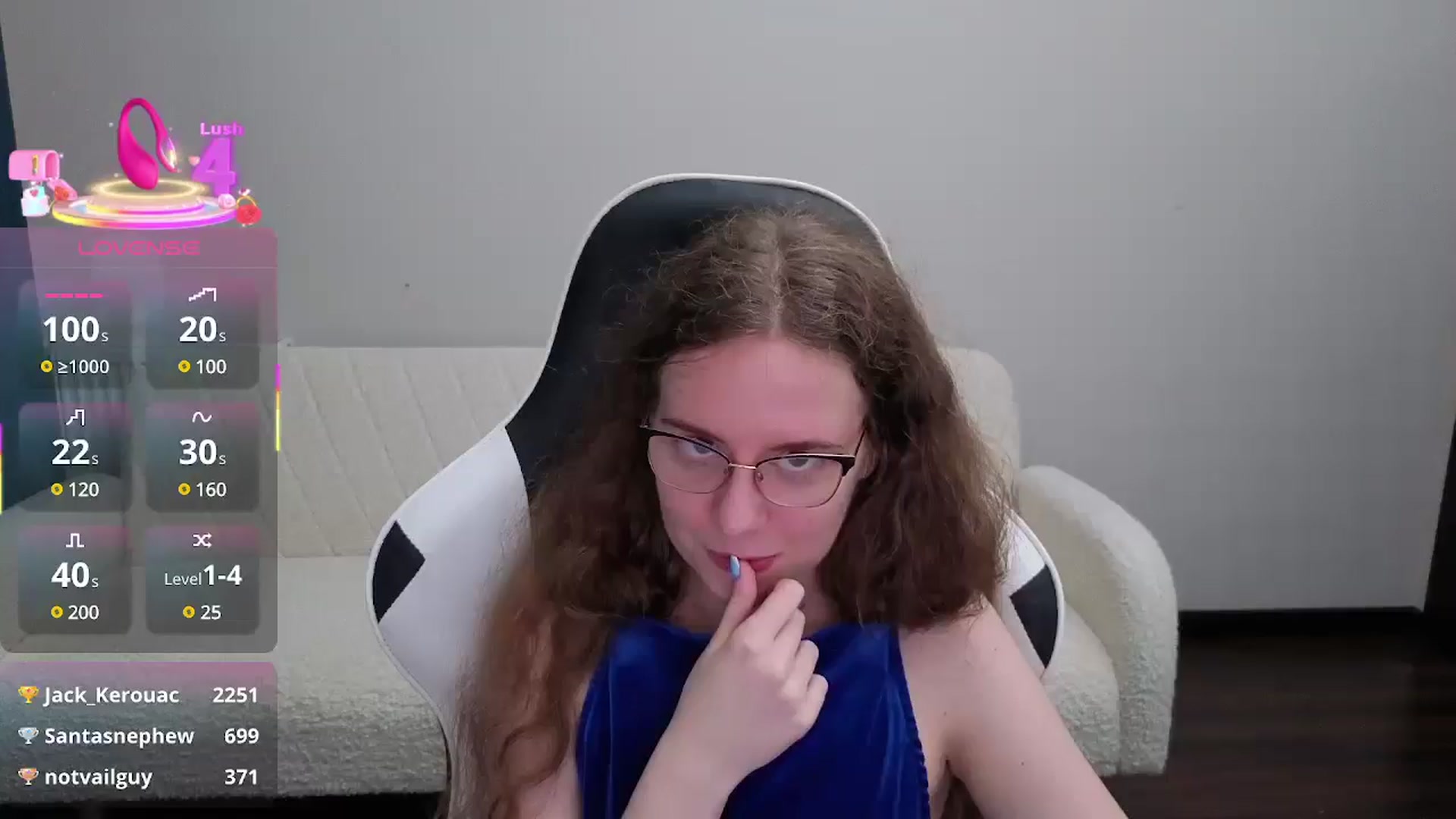 Gallery image thumbnail from BlueFlowerr's myfreecams stream on, 08/01/2025, 19:53 image 13 of 20