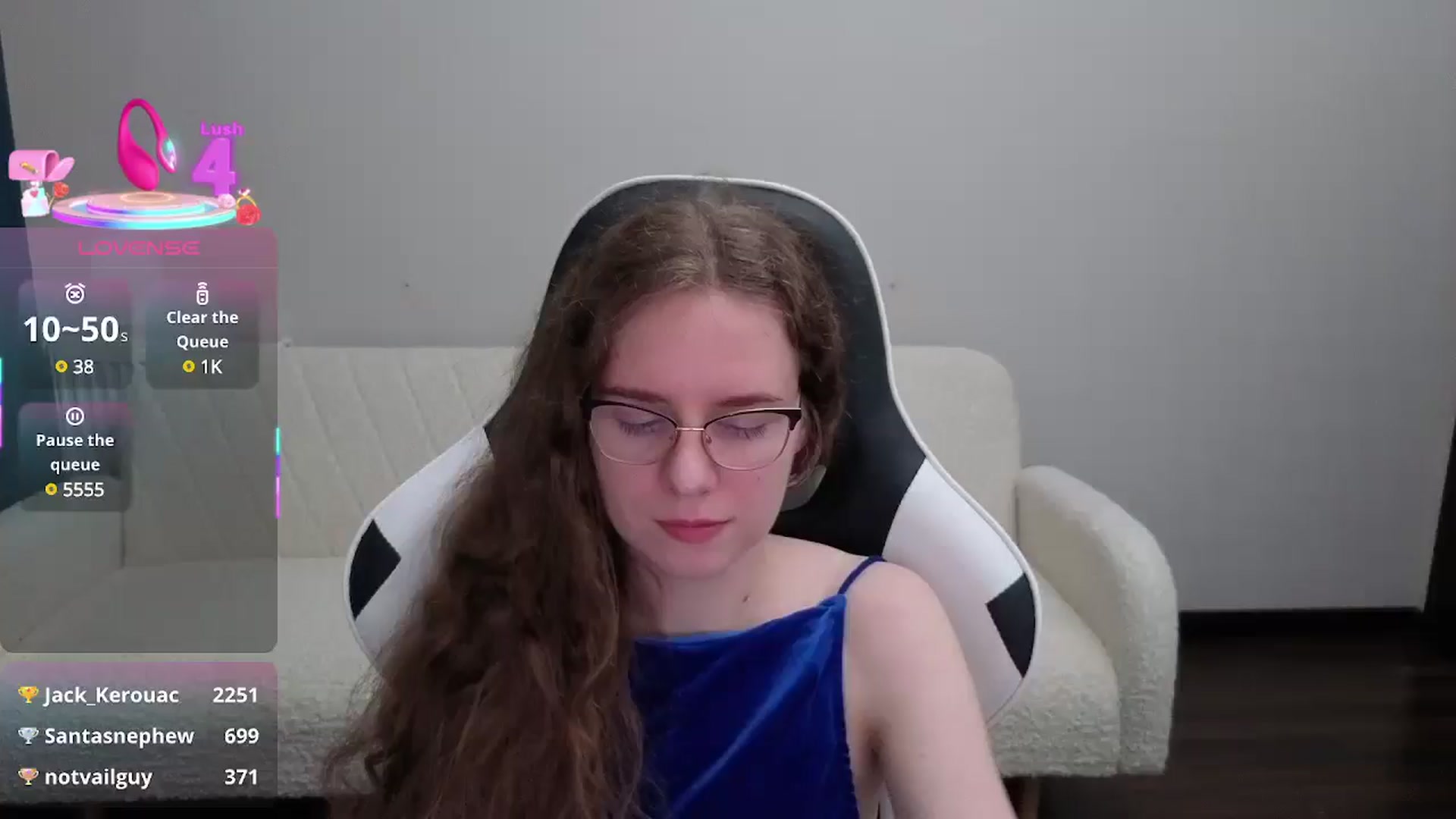 Gallery image thumbnail from BlueFlowerr's myfreecams stream on, 08/01/2025, 19:53 image 1 of 20