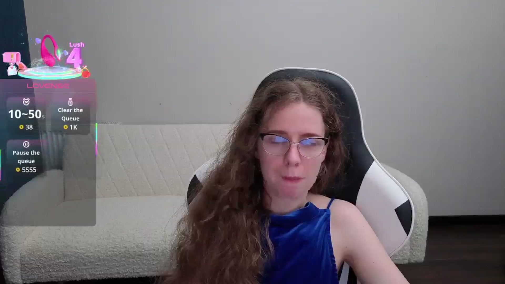 Gallery image thumbnail from BlueFlowerr's myfreecams stream on, 08/01/2025, 21:12 image 5 of 20