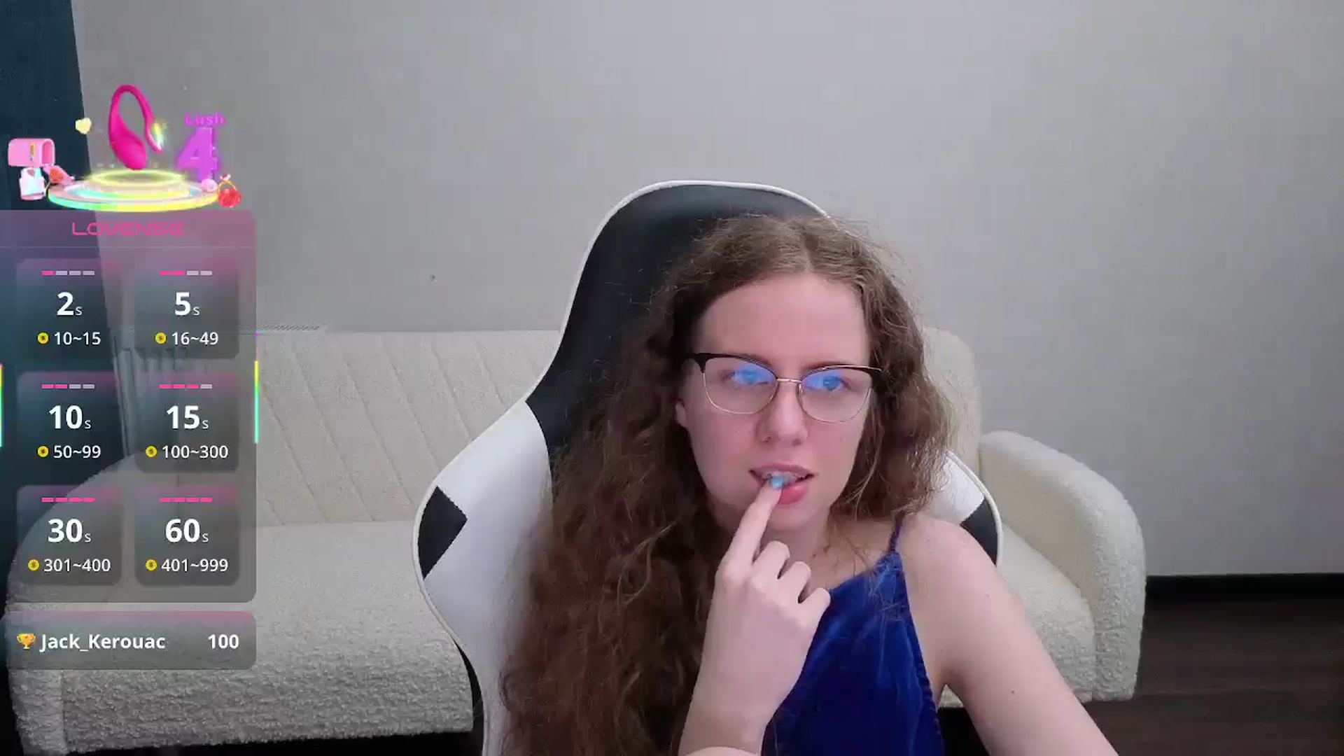 Gallery image thumbnail from BlueFlowerr's myfreecams stream on, 08/01/2025, 21:12 image 18 of 20