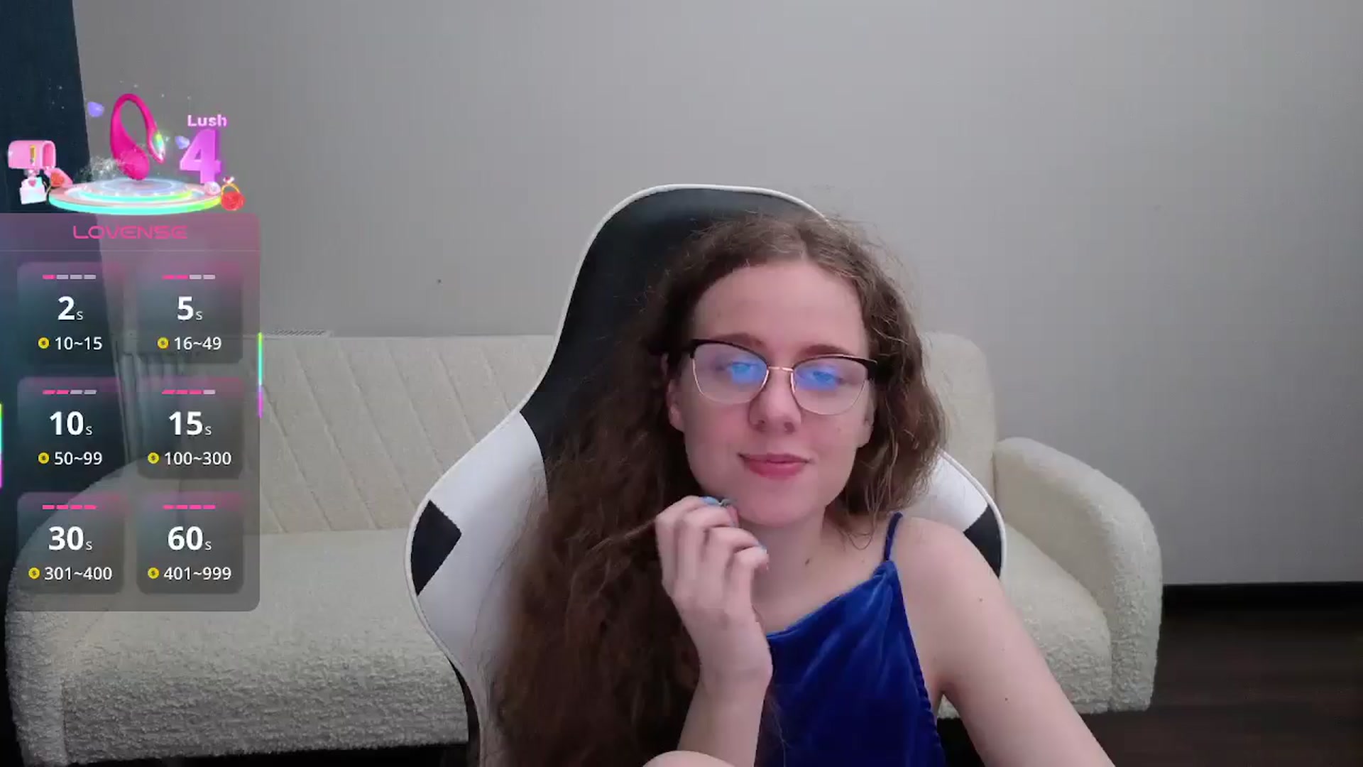 Gallery image thumbnail from BlueFlowerr's myfreecams stream on, 08/01/2025, 21:12 image 13 of 20