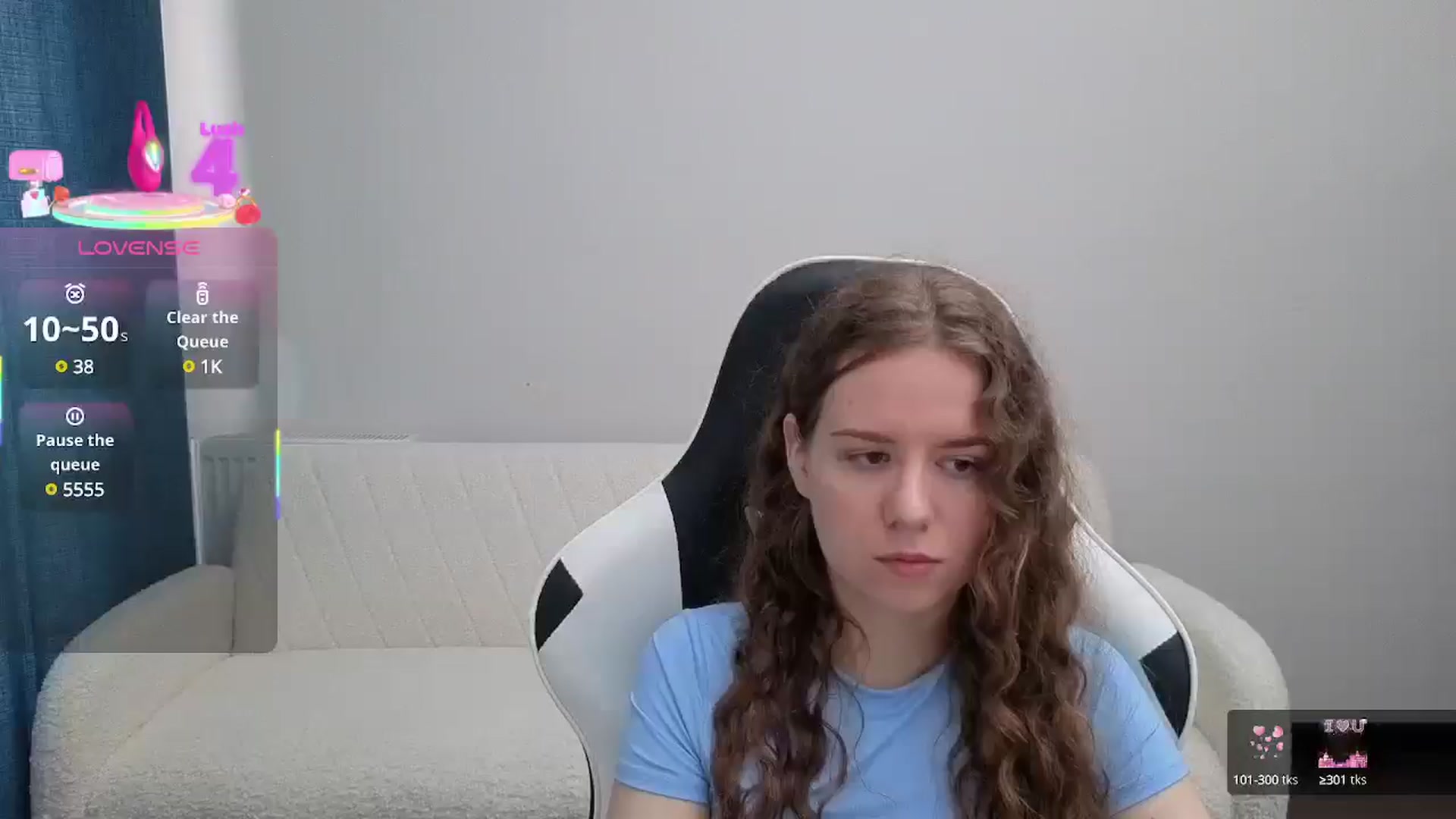 Gallery image thumbnail from BlueFlowerr's myfreecams stream on, 08/04/2025, 13:35 image 4 of 20