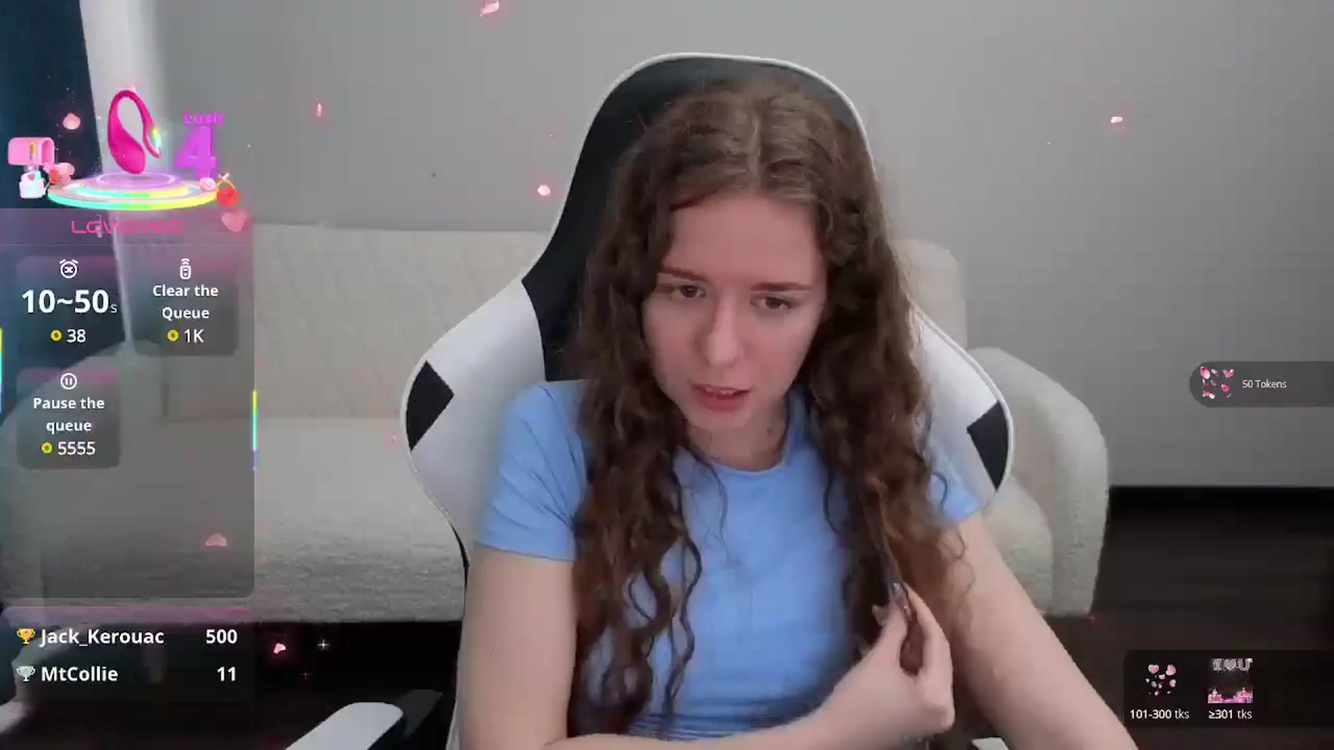 Gallery image thumbnail from BlueFlowerr's myfreecams stream on, 08/04/2025, 13:35 image 16 of 20