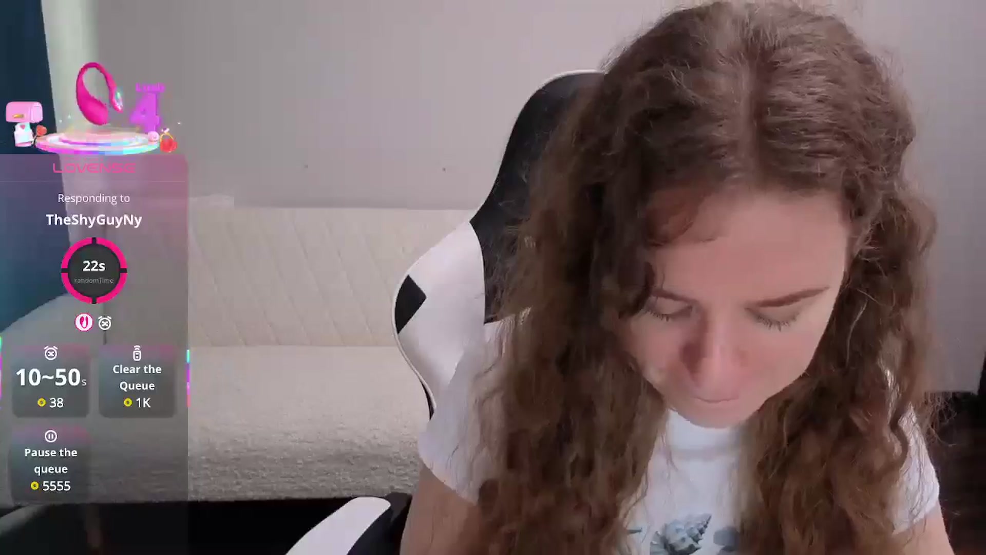 Gallery image thumbnail from BlueFlowerr's myfreecams stream on, 08/05/2025, 13:47 image 16 of 20