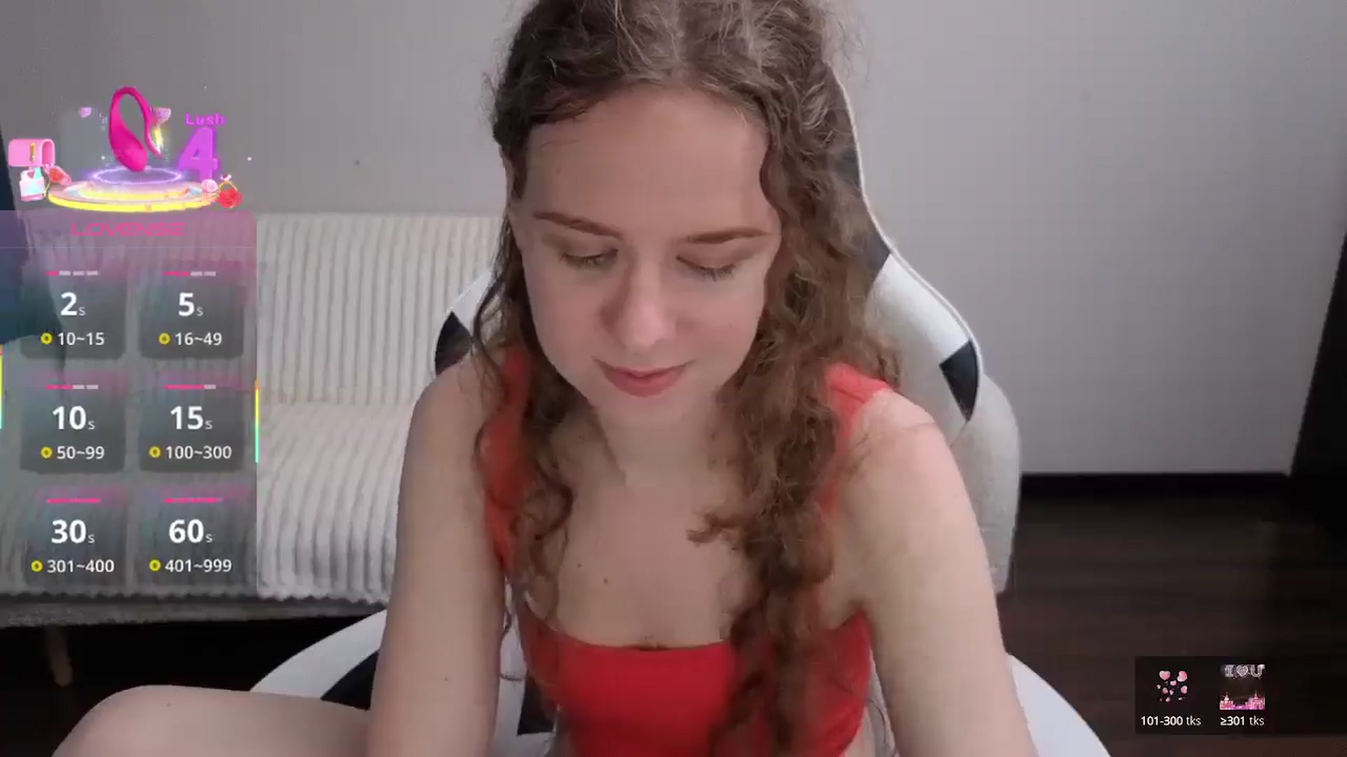 Gallery image thumbnail from BlueFlowerr's myfreecams stream on, 08/06/2025, 19:37 image 16 of 20