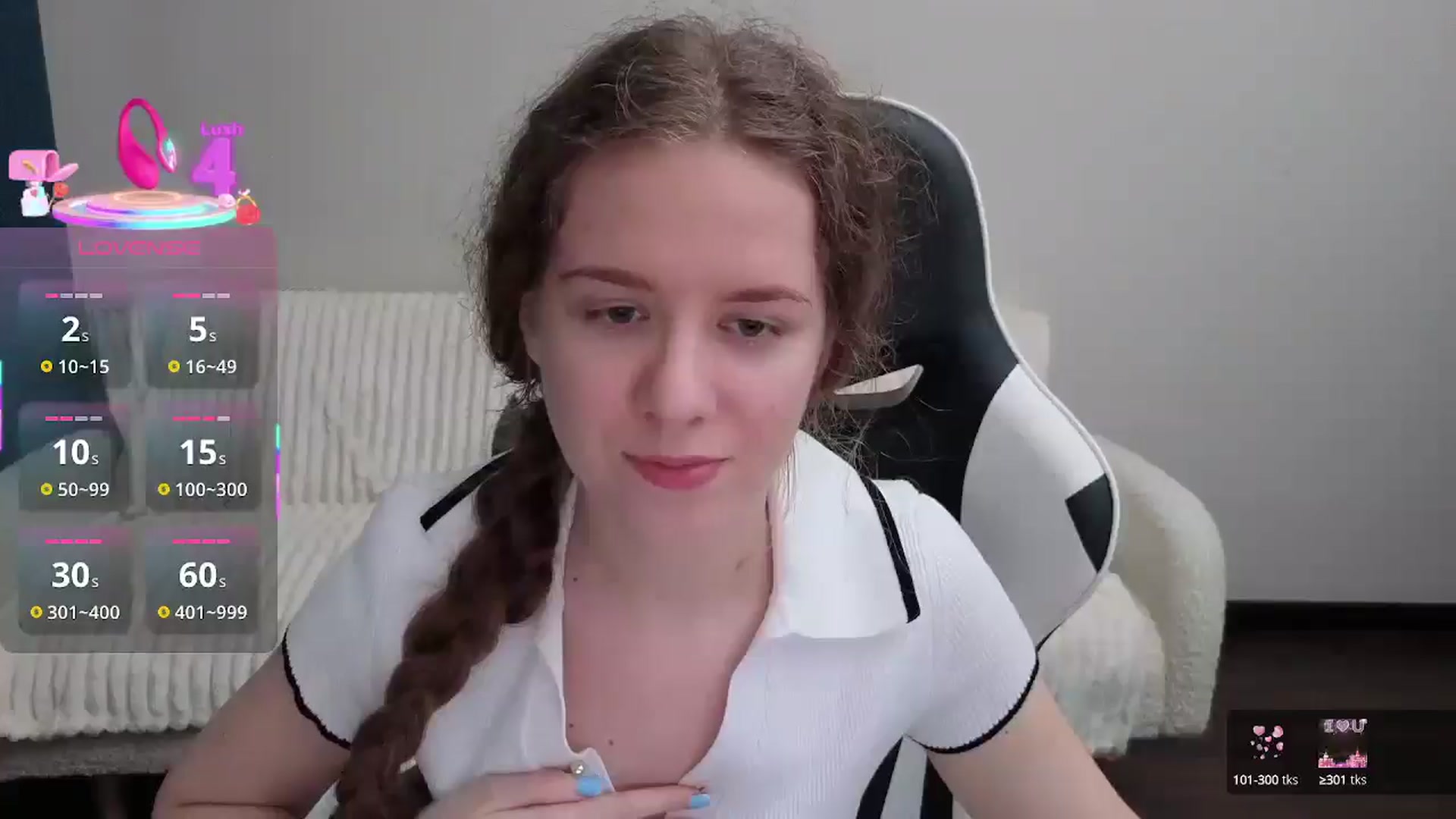 Gallery image thumbnail from BlueFlowerr's myfreecams stream on, 08/08/2025, 20:22 image 7 of 20