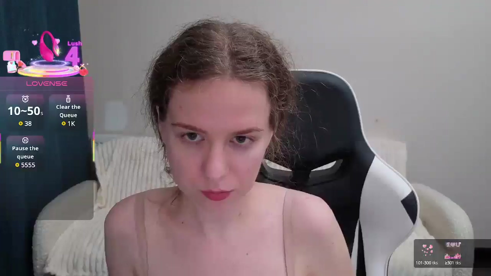 Gallery image thumbnail from BlueFlowerr's myfreecams stream on, 08/08/2025, 21:49 image 18 of 20