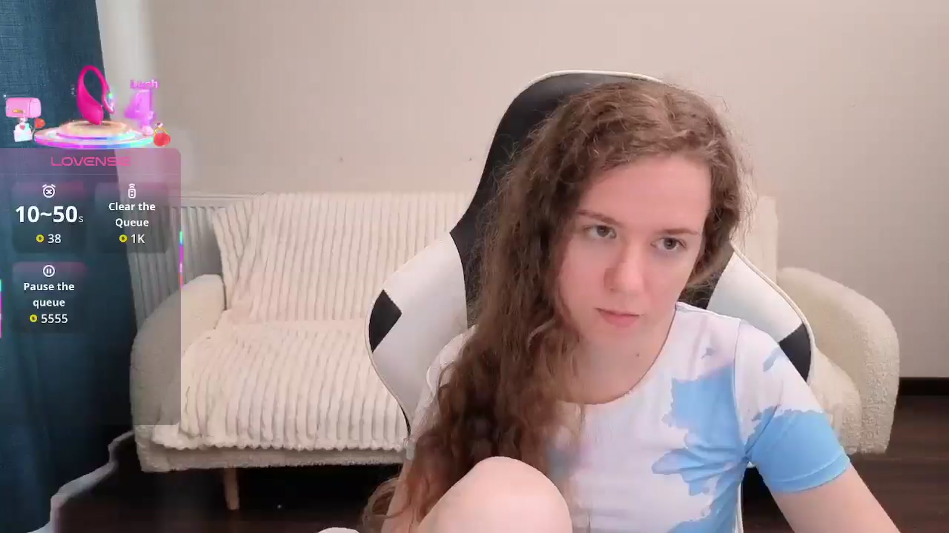 Gallery image thumbnail from BlueFlowerr's myfreecams stream on, 08/13/2025, 14:53 image 19 of 20