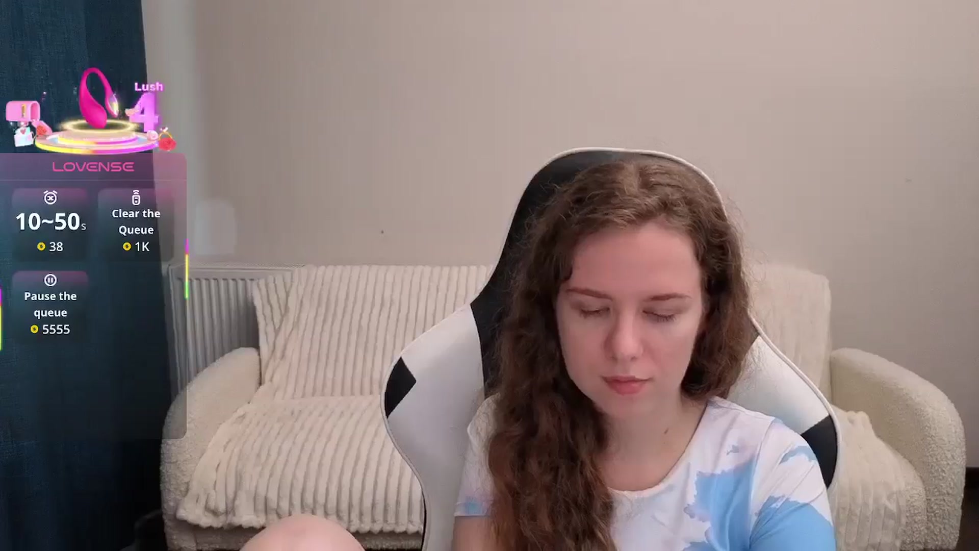 Gallery image thumbnail from BlueFlowerr's myfreecams stream on, 08/13/2025, 18:30 image 8 of 20