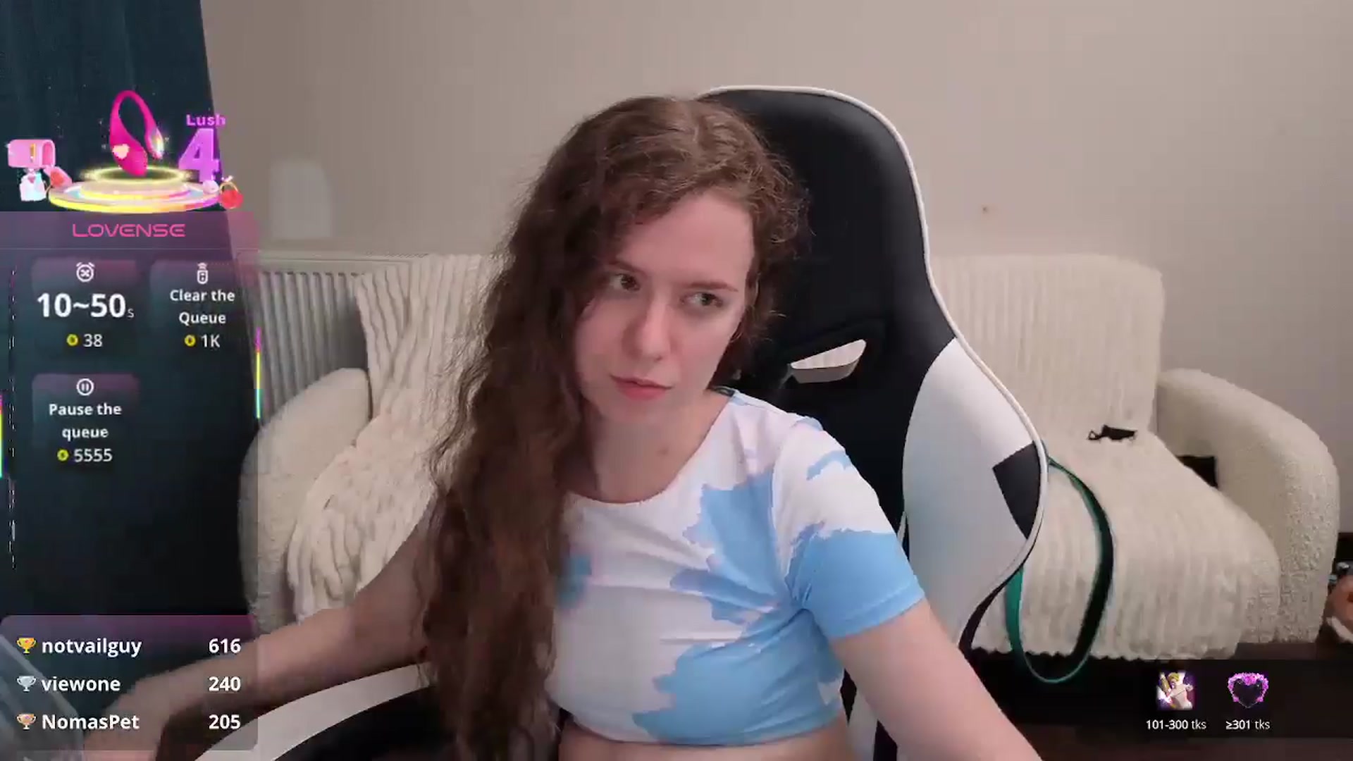 Gallery image thumbnail from BlueFlowerr's myfreecams stream on, 08/13/2025, 20:11 image 16 of 20