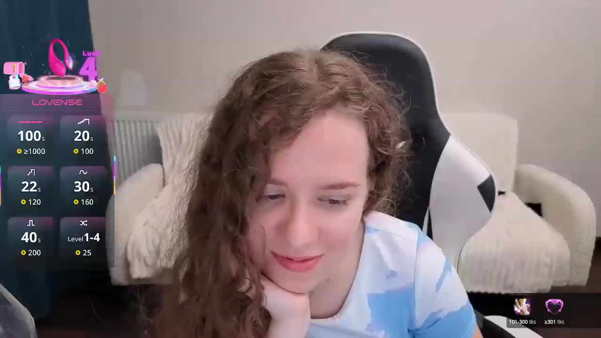 Gallery image thumbnail from BlueFlowerr's myfreecams stream on, 08/13/2025, 20:11 image 5 of 20
