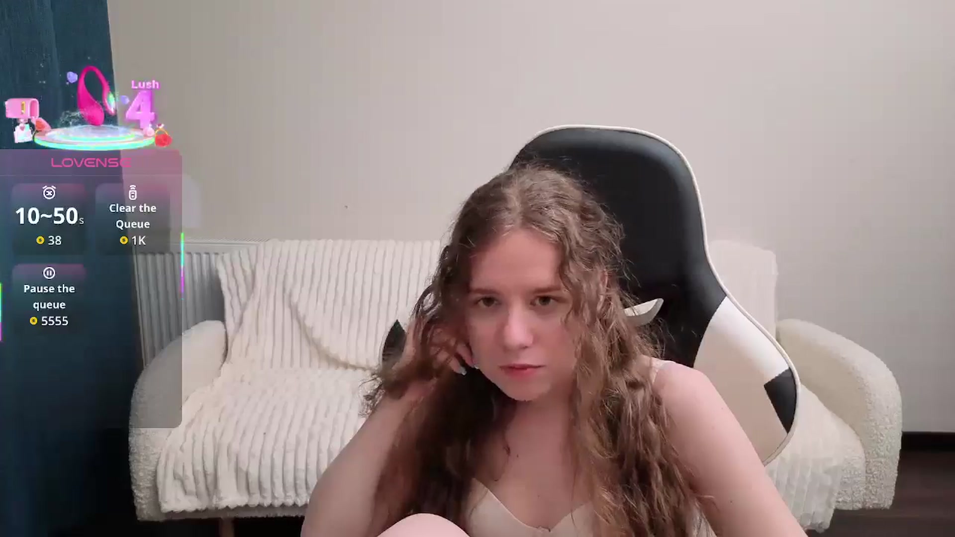 Gallery image thumbnail from BlueFlowerr's myfreecams stream on, 08/14/2025, 21:06 image 7 of 20