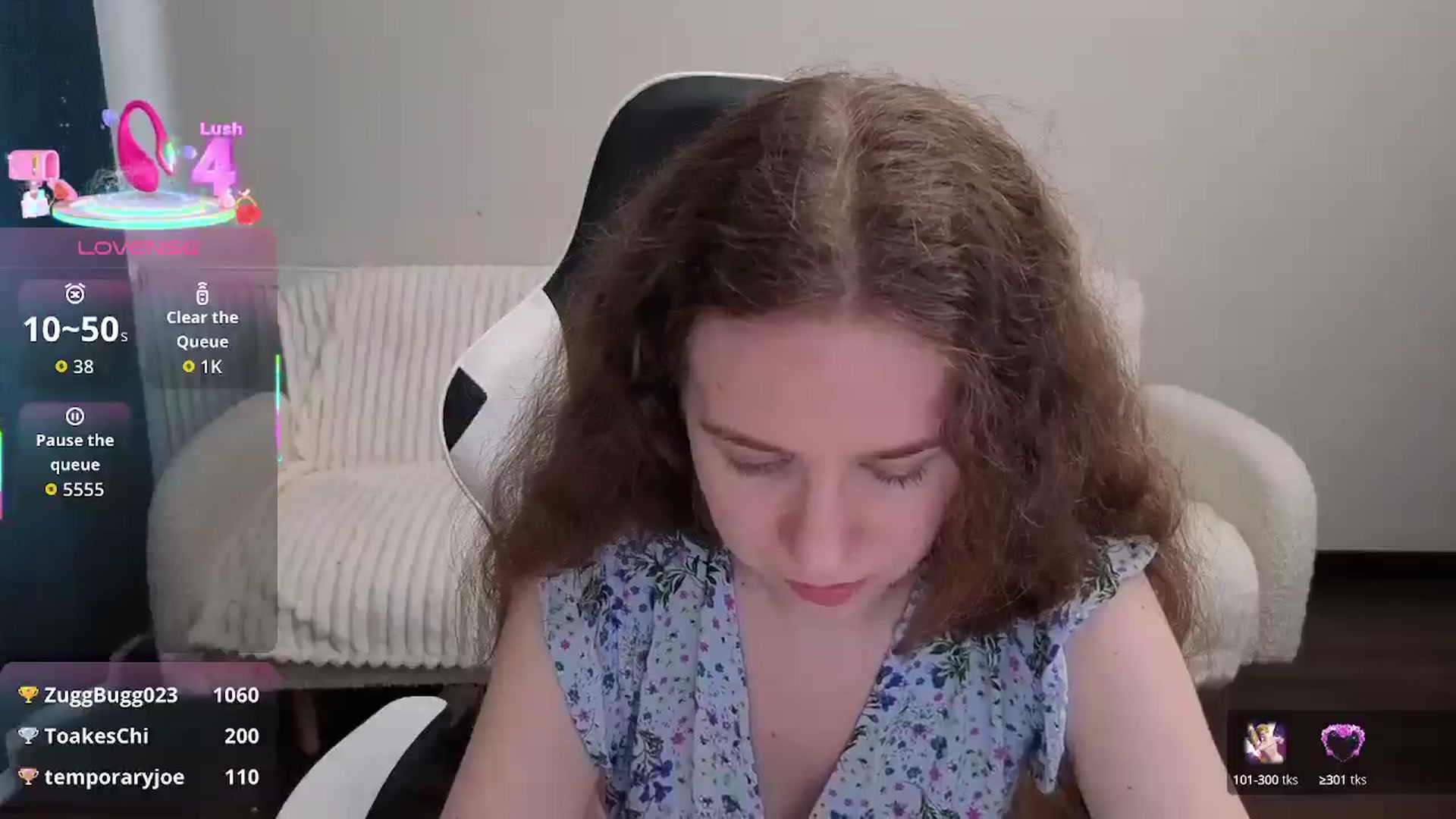Gallery image thumbnail from BlueFlowerr's myfreecams stream on, 08/15/2025, 15:45 image 5 of 20