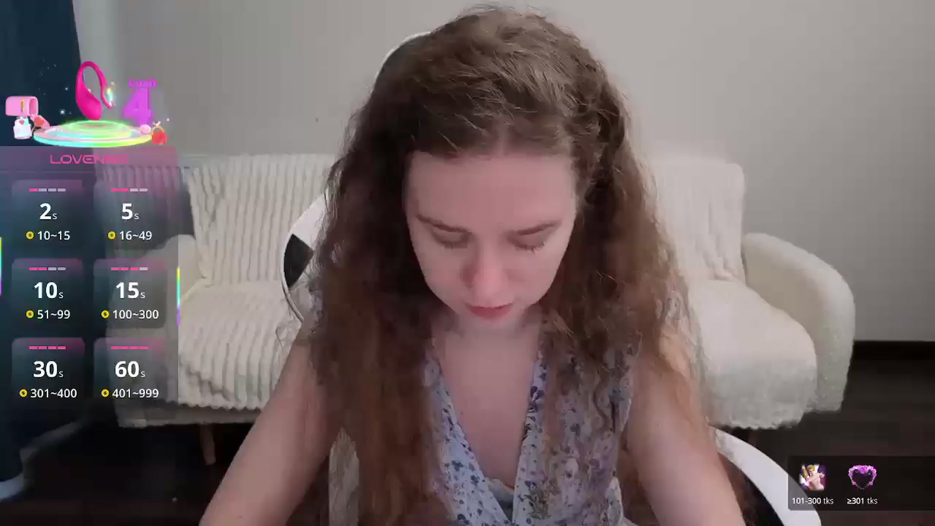 Gallery image thumbnail from BlueFlowerr's myfreecams stream on, 08/15/2025, 17:22 image 17 of 20