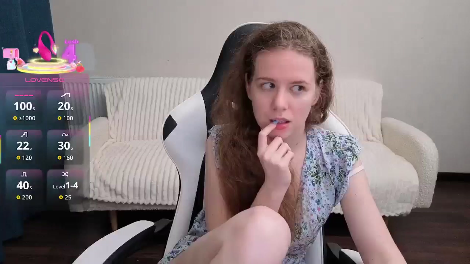 Gallery image thumbnail from BlueFlowerr's myfreecams stream on, 08/15/2025, 18:27 image 15 of 20